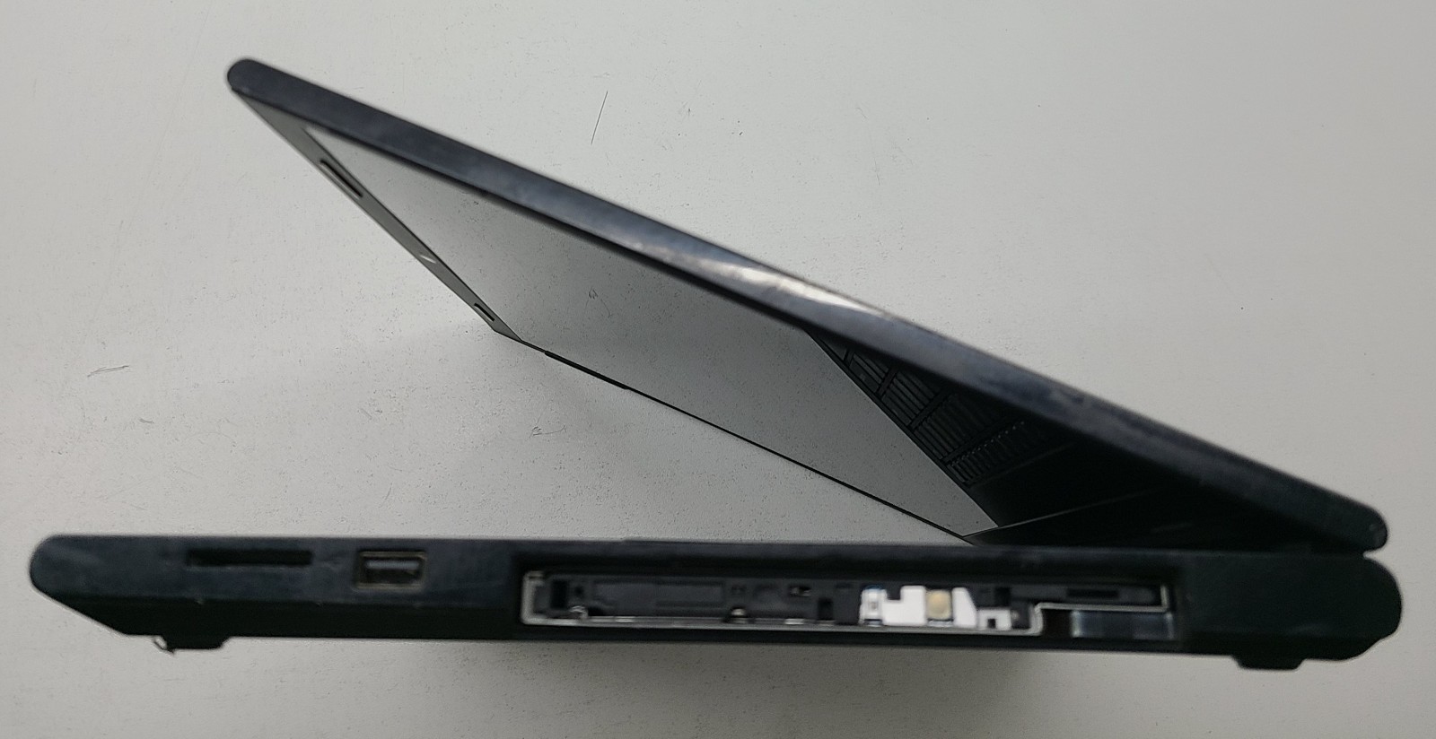 Dell Inspiron 3542 15.6″ Touch Laptop Intel i3-4030U 4GB Ram NO HD/OS/POWER (FL)