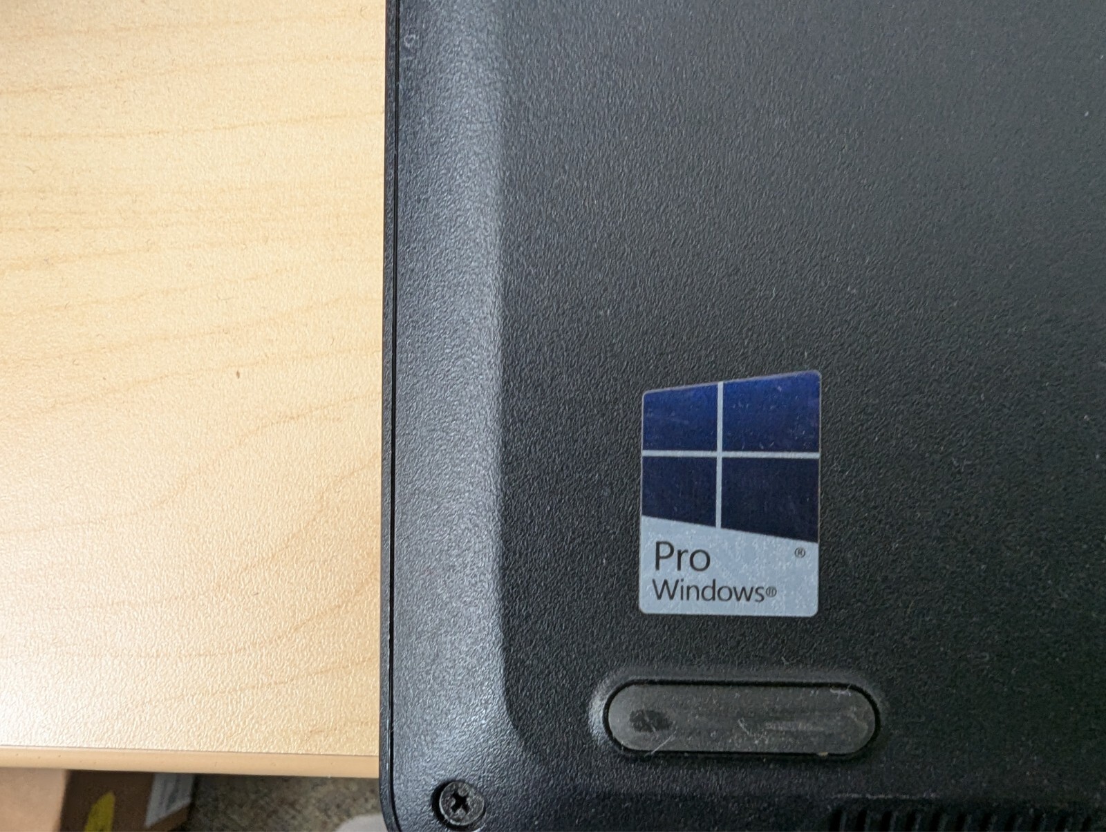 Dell Latitude 3580 15.6″ (Intel Core I5 , 250 GHz), 4 GB RAM, 500 GB HDD