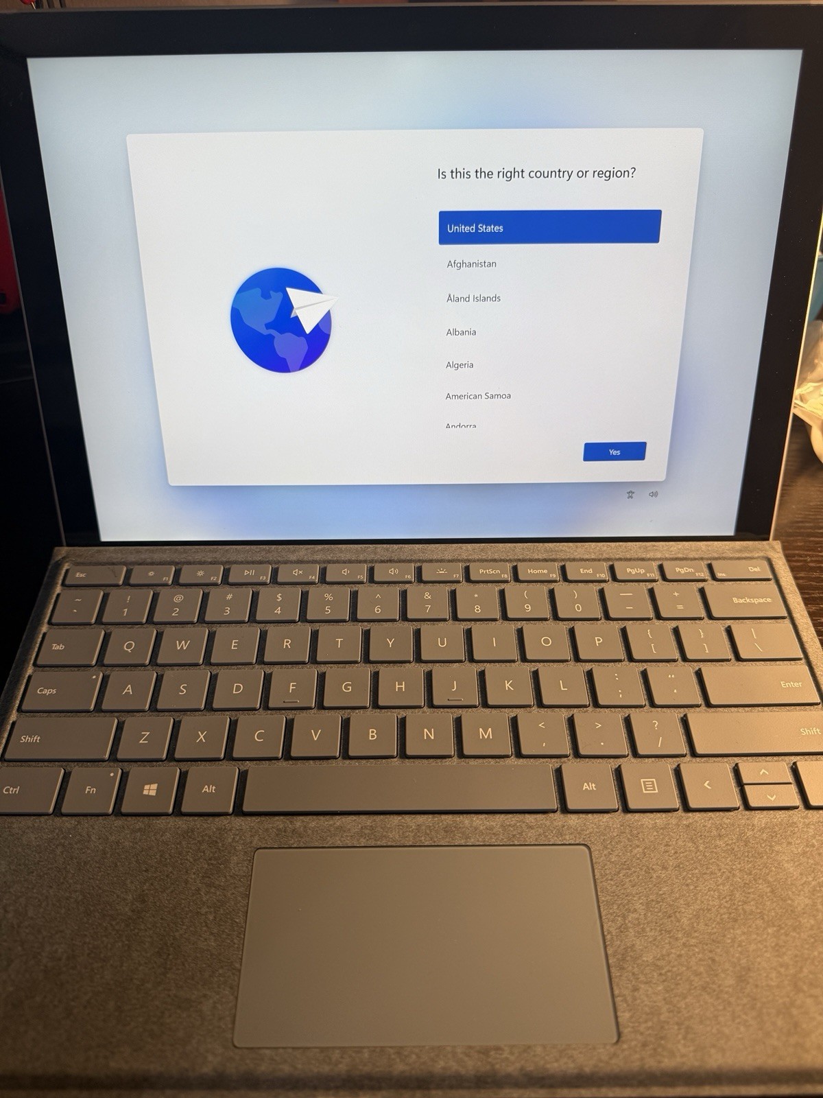 Microsoft Surface Pro 7 12.3″ Touch i5-1035G4 8GB 128GB SSD Windows 11 Pro