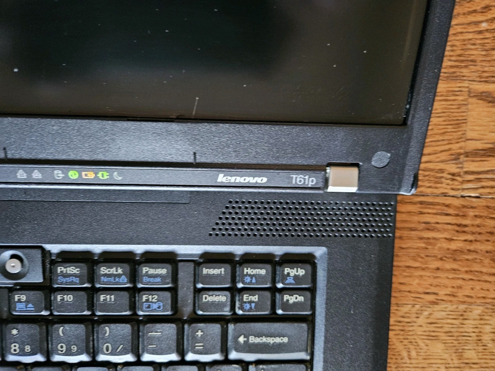 Lenovo ThinkPad T61p Laptop No boot For parts