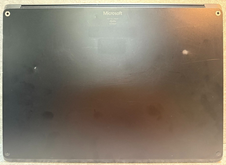 Microsoft Surface Laptop 3 15″ Intel i7-1065G7 16G 512GB SSD Windows 11 Pro