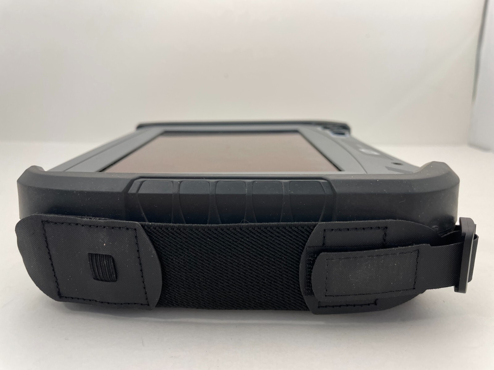 DAP Technologies M9010 Rugged 7′ Tablet Computer WM7 BT GPS M9010C0B1A1A1A0 NEW