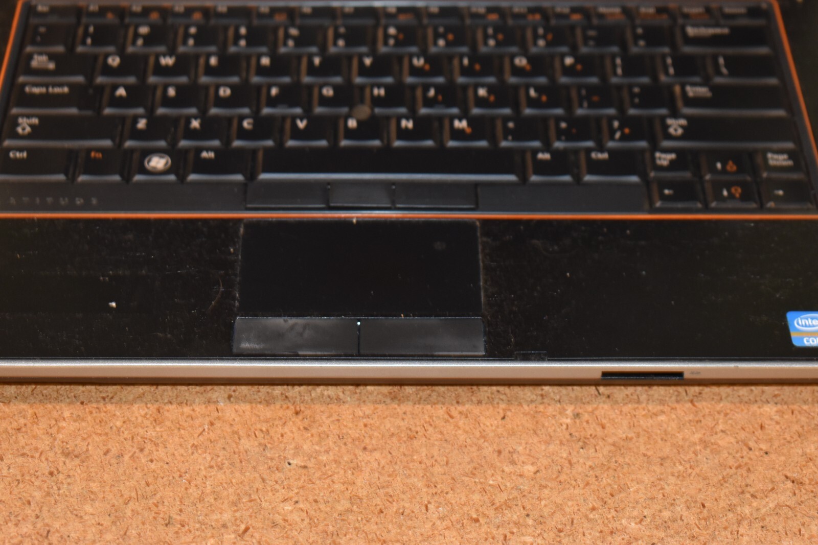 Dell Latitude E6420 Intel Core i5-2520M 4GB 320GB Windows XP NVidia NVS 4200M