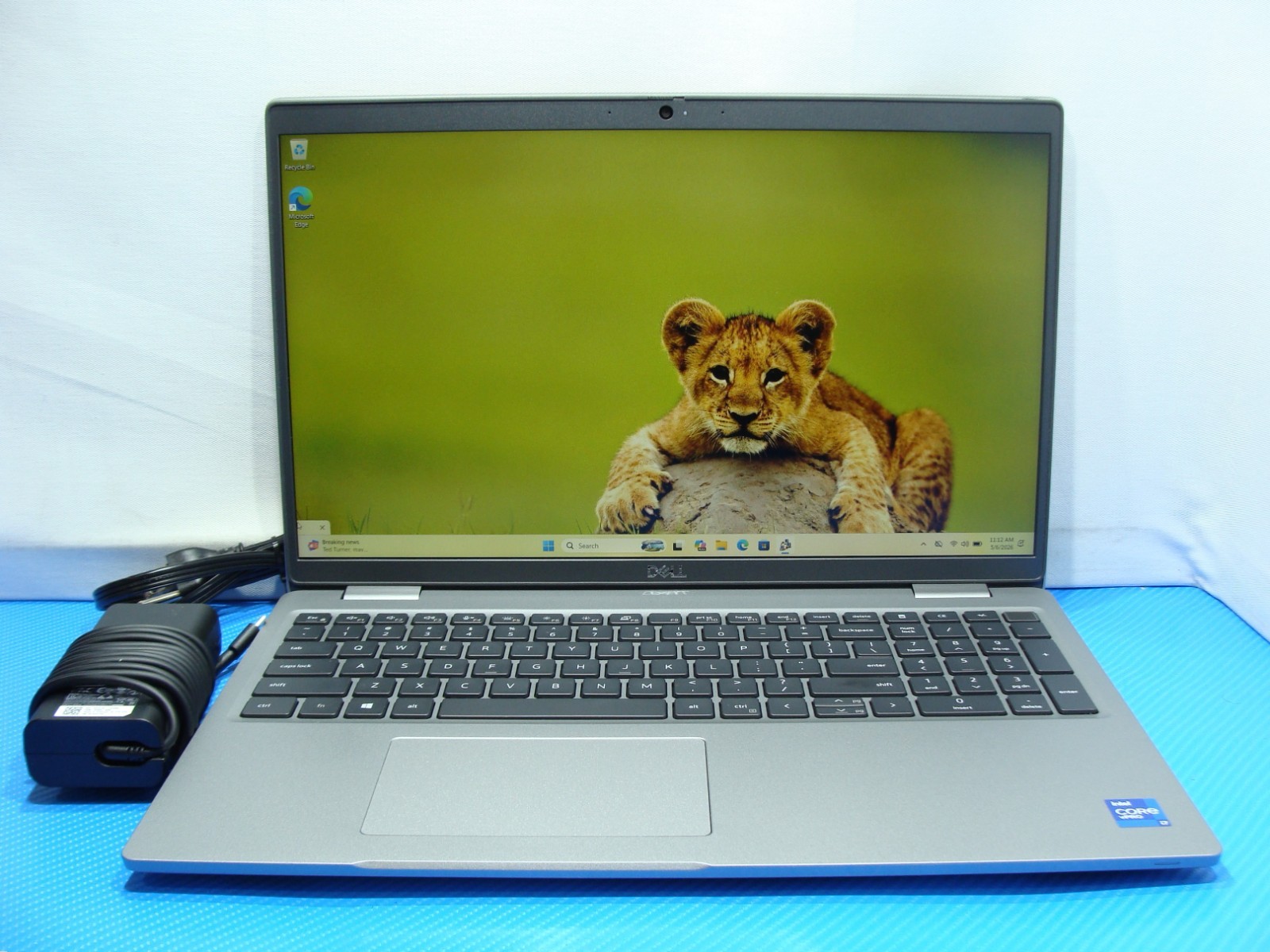 Dell Latitude 5520 15.6″FHD Intel vPRO i7-1185G7 3GHz 8GB 256GB Win11Pro +PowAd