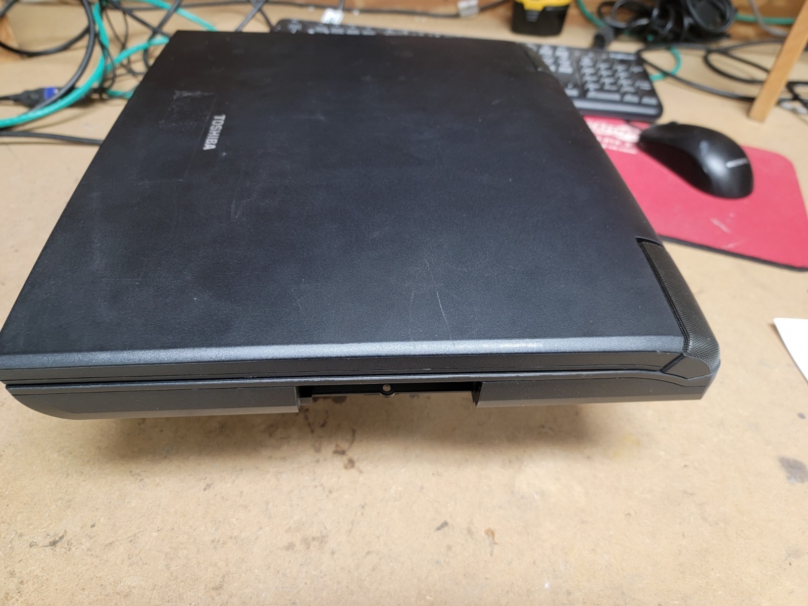 TOSHIBA SATELLITE PRO 6000 256MB RAM – NO HDD – NO BATTERY – PARTS OR REPAIR