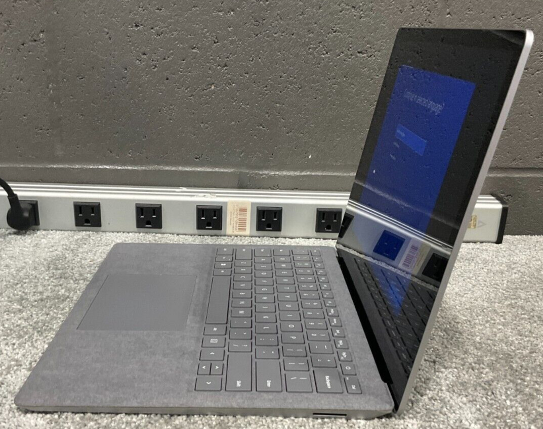 Microsoft Surface Laptop 3 i5-1035G7 8GB 128GB BT5 WiFi6 13.5T W10P PKS-00001