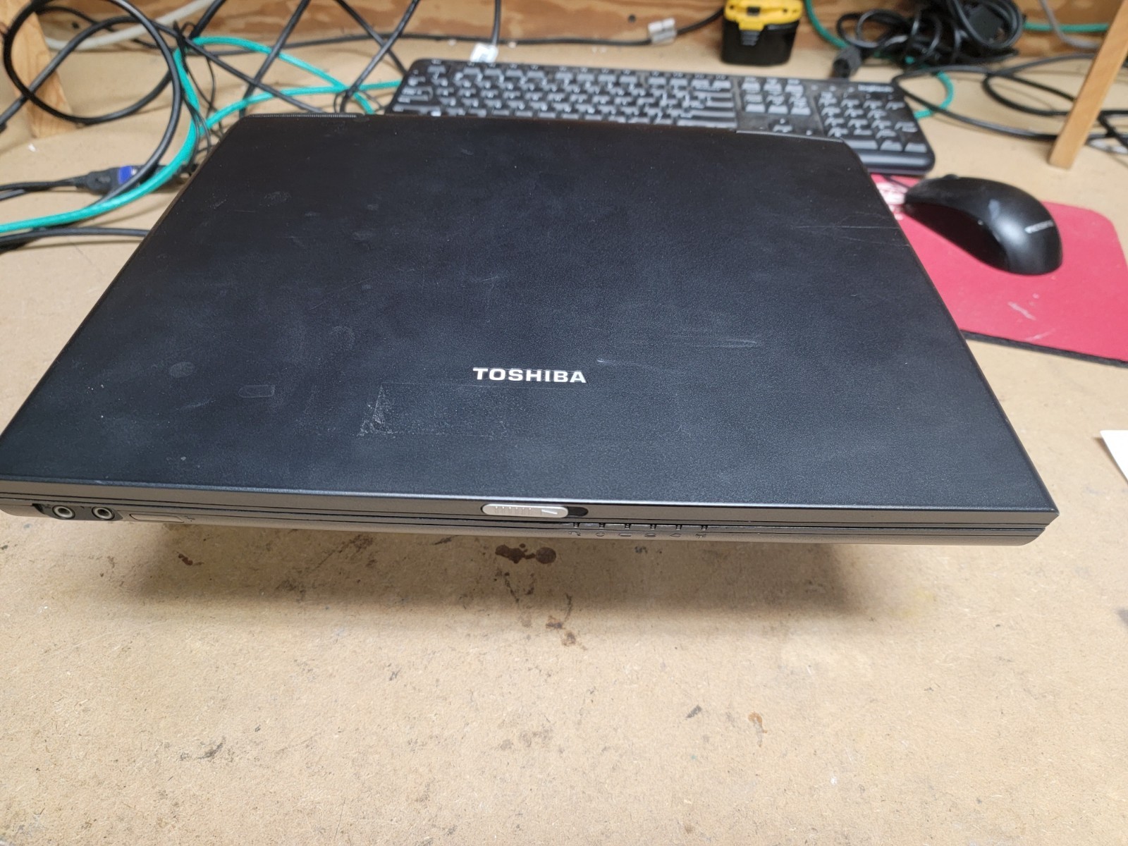 TOSHIBA SATELLITE PRO 6000 256MB RAM – NO HDD – NO BATTERY – PARTS OR REPAIR