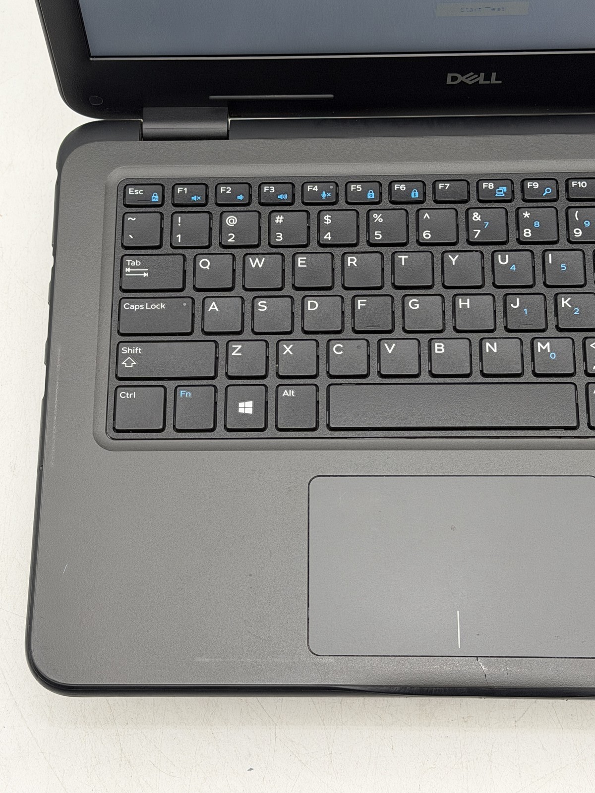 Dell Latitude 3310 13.3in i5-8265U 8GB 128GB NO OS *Read*