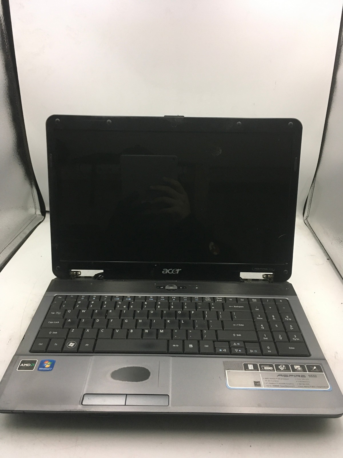 ACER ASPIRE 5532 KAWG0 – FOR PARTS/NO BOOT – AMD ATHLON 64 – 2GB RAM – READ – BB