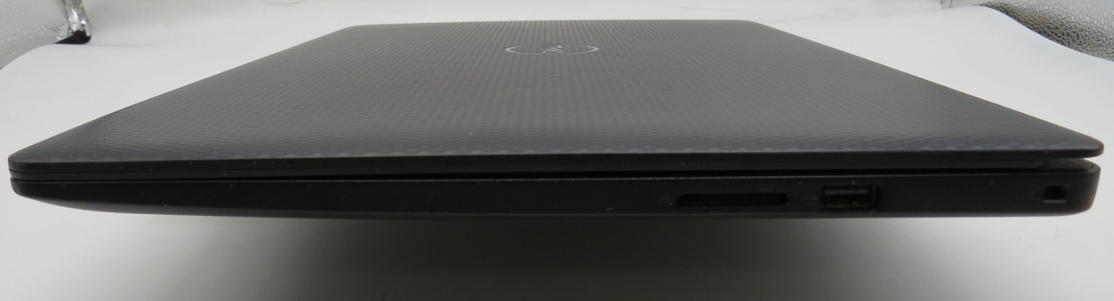 Dell Inspiron 3593-15.6″-i7-1065G7@1.3GHz-8GB RAM-NO STRG/NO OS/NO PWR *READ*