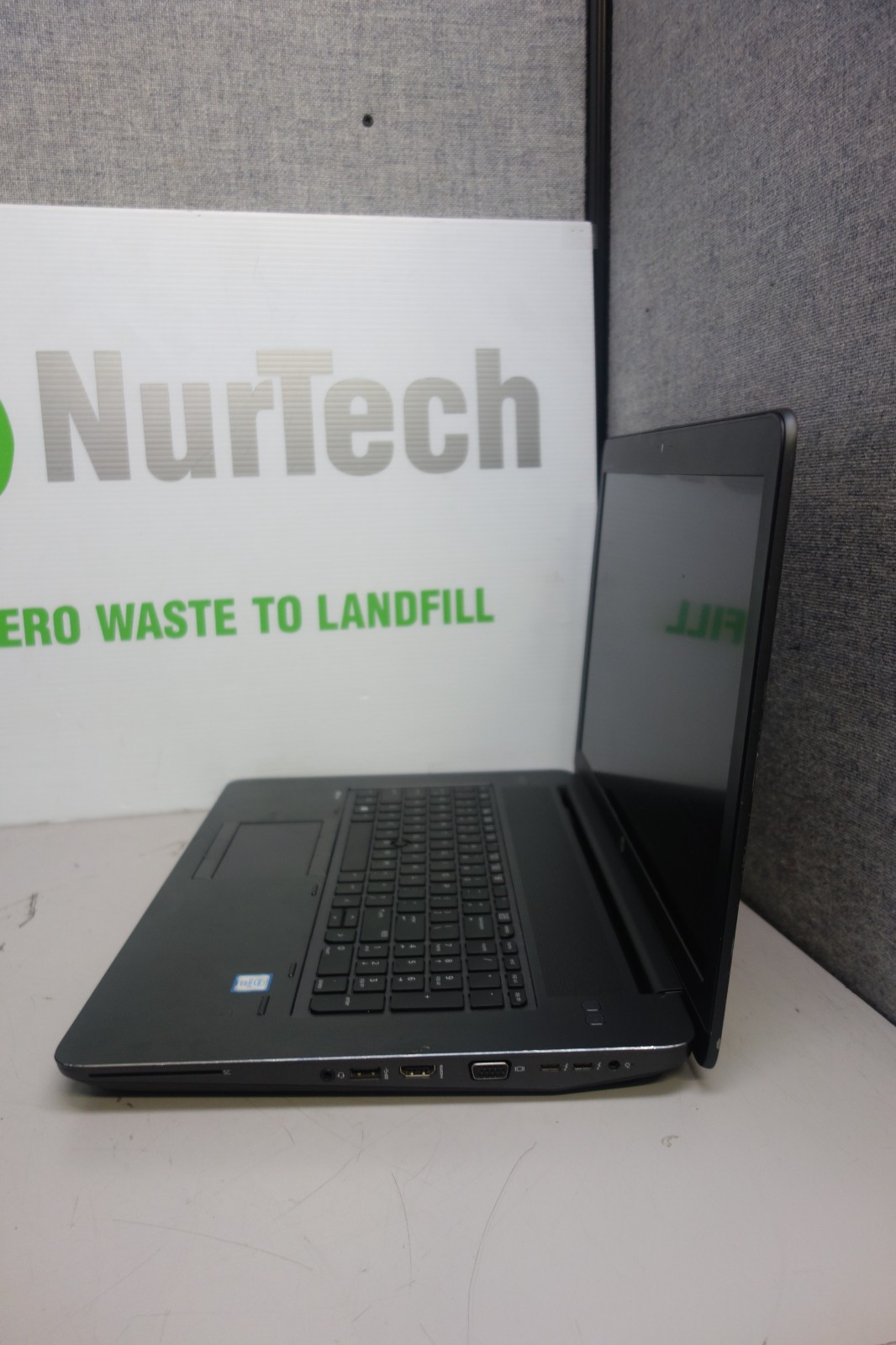 HP ZBook 17 G3 17.3″ i7 2.7GHz 32GB/256GB m2 SSD [NO OS][BADBTRY] Laptop[BIOS]AC