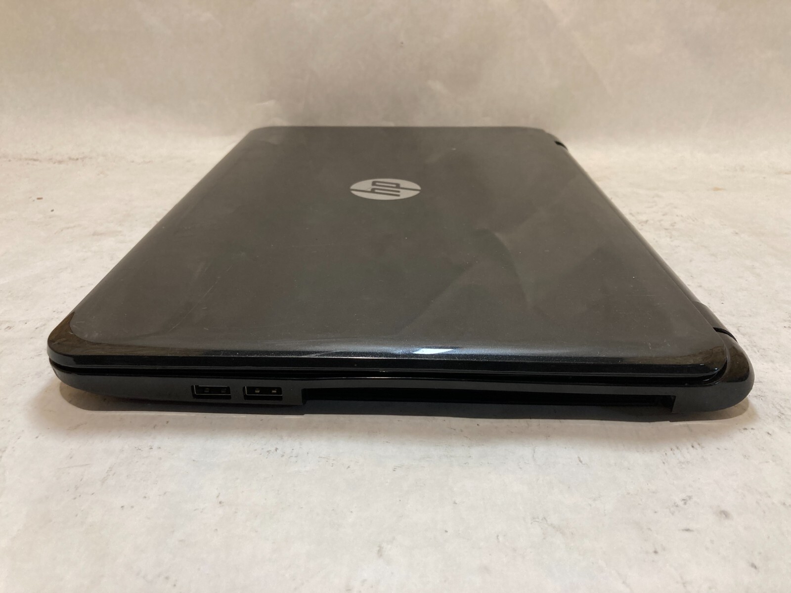 HP Notebook 15-r154nr Laptop 15″ Intel Core i3 4th Gen WON’T TURN ON -PP