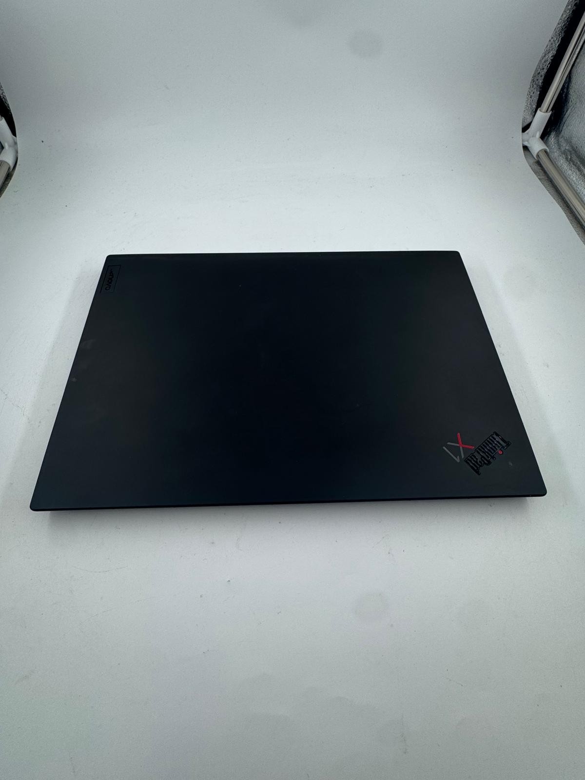 Lenovo ThinkPad X1 Carbon G9 14″ (512GB SSD, Intel Core i7-1185G7, 3.00GHz, 16GB