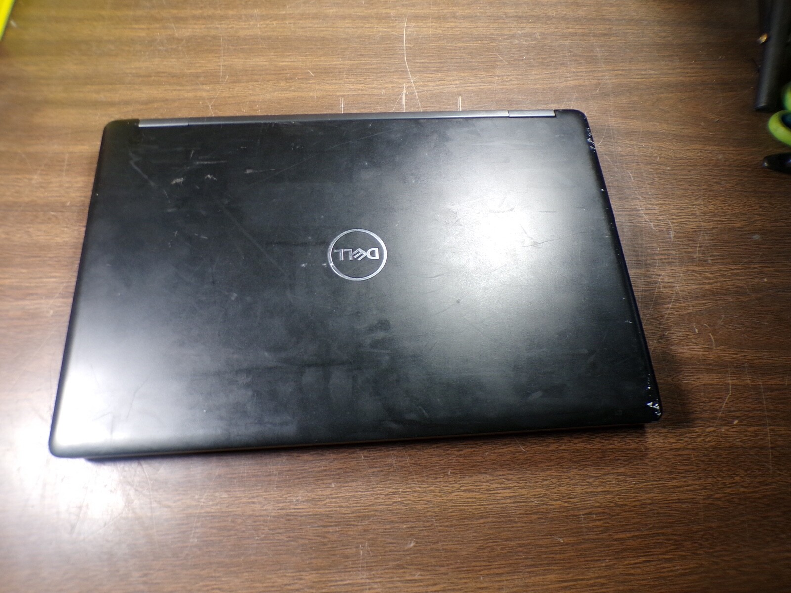 DELL LATITUDE 3570 INTEL CORE I3-6100U 2.30GHZ 8GB RAM **NO HD/ NO CADDIE/ NO OS