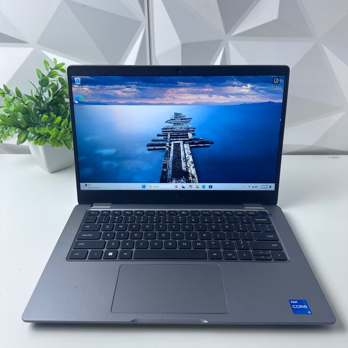 DELL Latitude 3340 Laptop, 13.3″ FHD, i5-1345U, 16GB, 256GB SSD *Please READ*