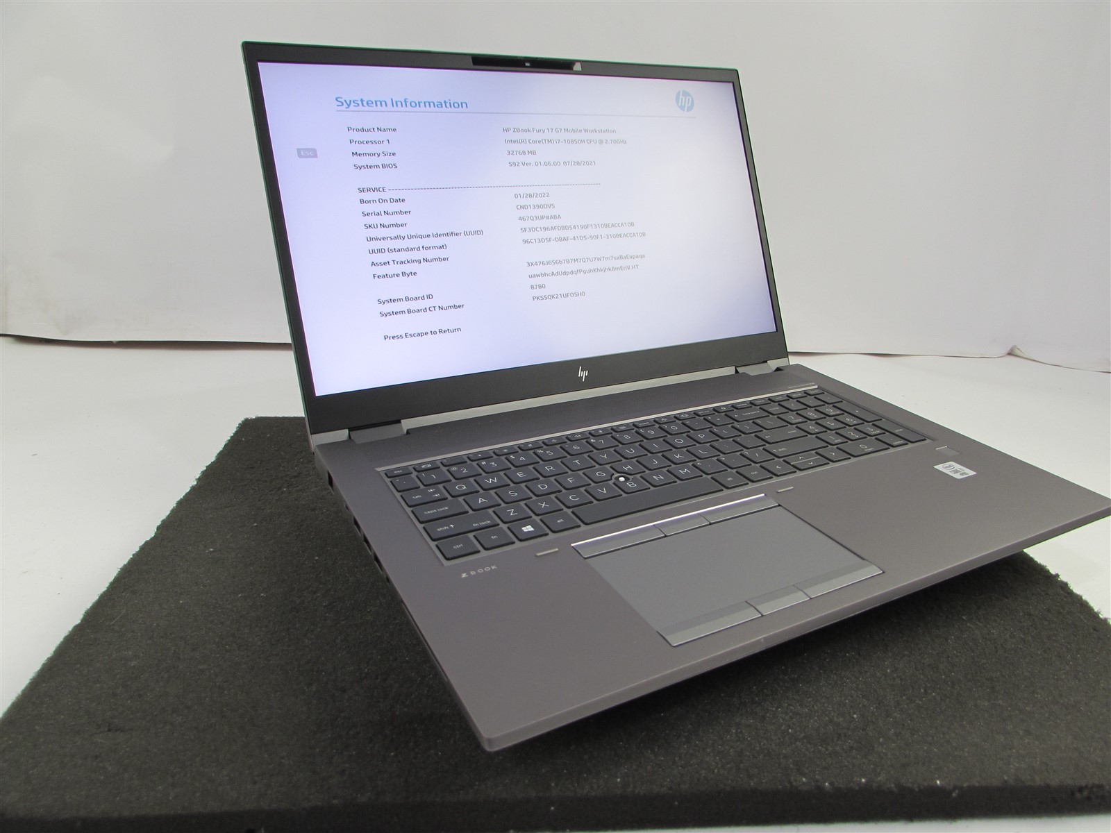 HP ZBOOK FURY 17 (G7) I7-10850H 512GB SSD 32GB RAM NVIDIA QUADRO RTX4000 WIN 11