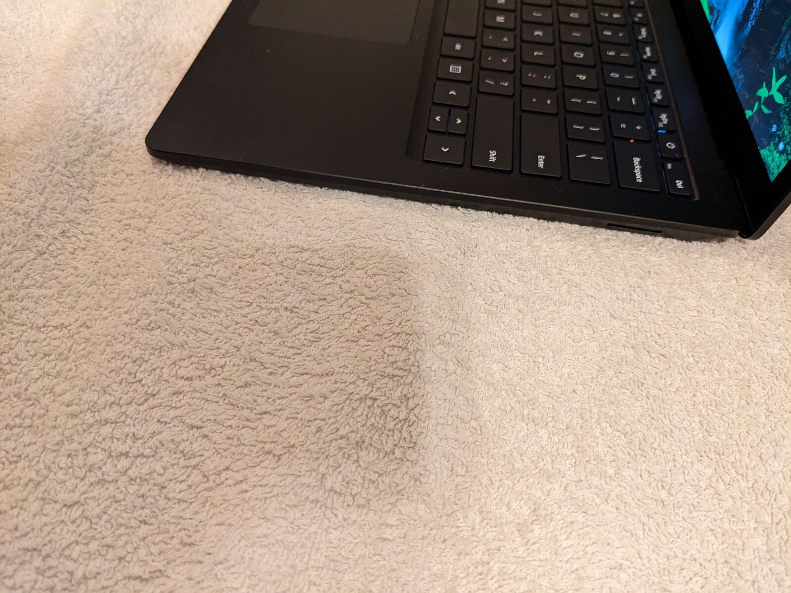 Microsoft Surface Laptop 4 13.5″ Touchscreen i5-1135G7 8GB RAM 512GB SSD