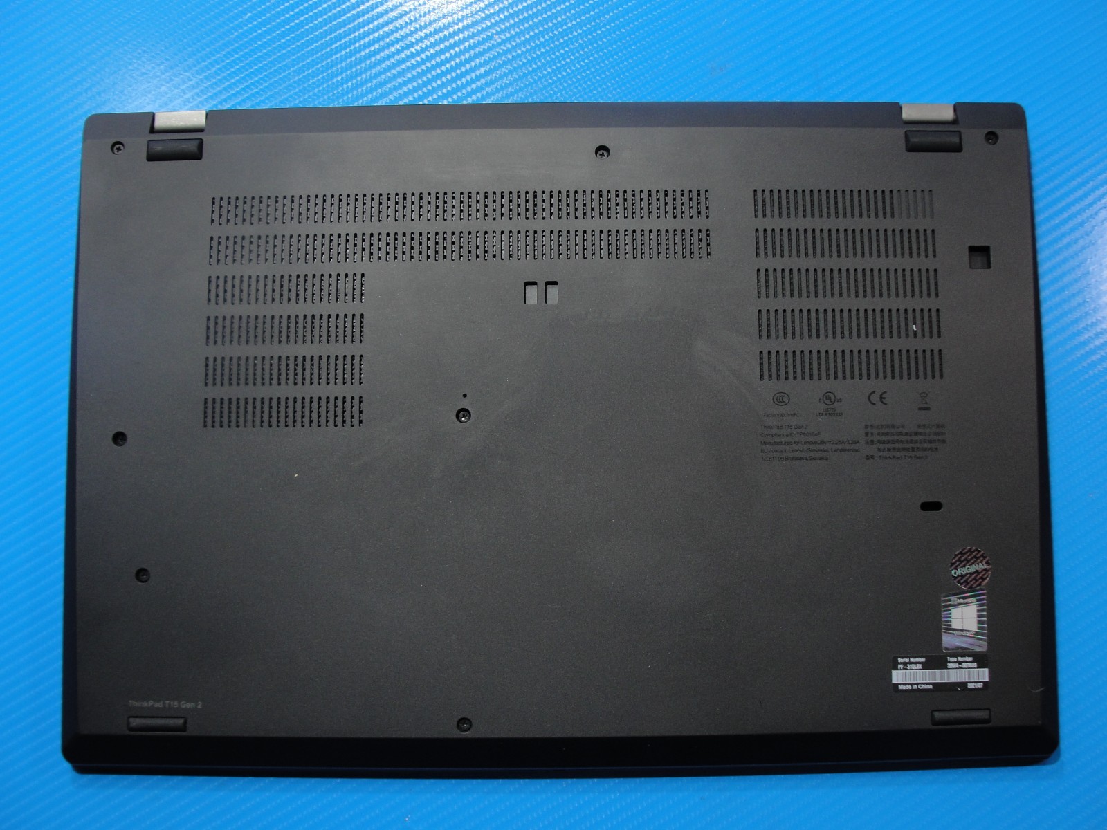 Lenovo ThinkPad T15 Gen 2i 15.6″FHD Core i5-1135G7 2.4GHz 8GB RAM 256Gb SSD+PA