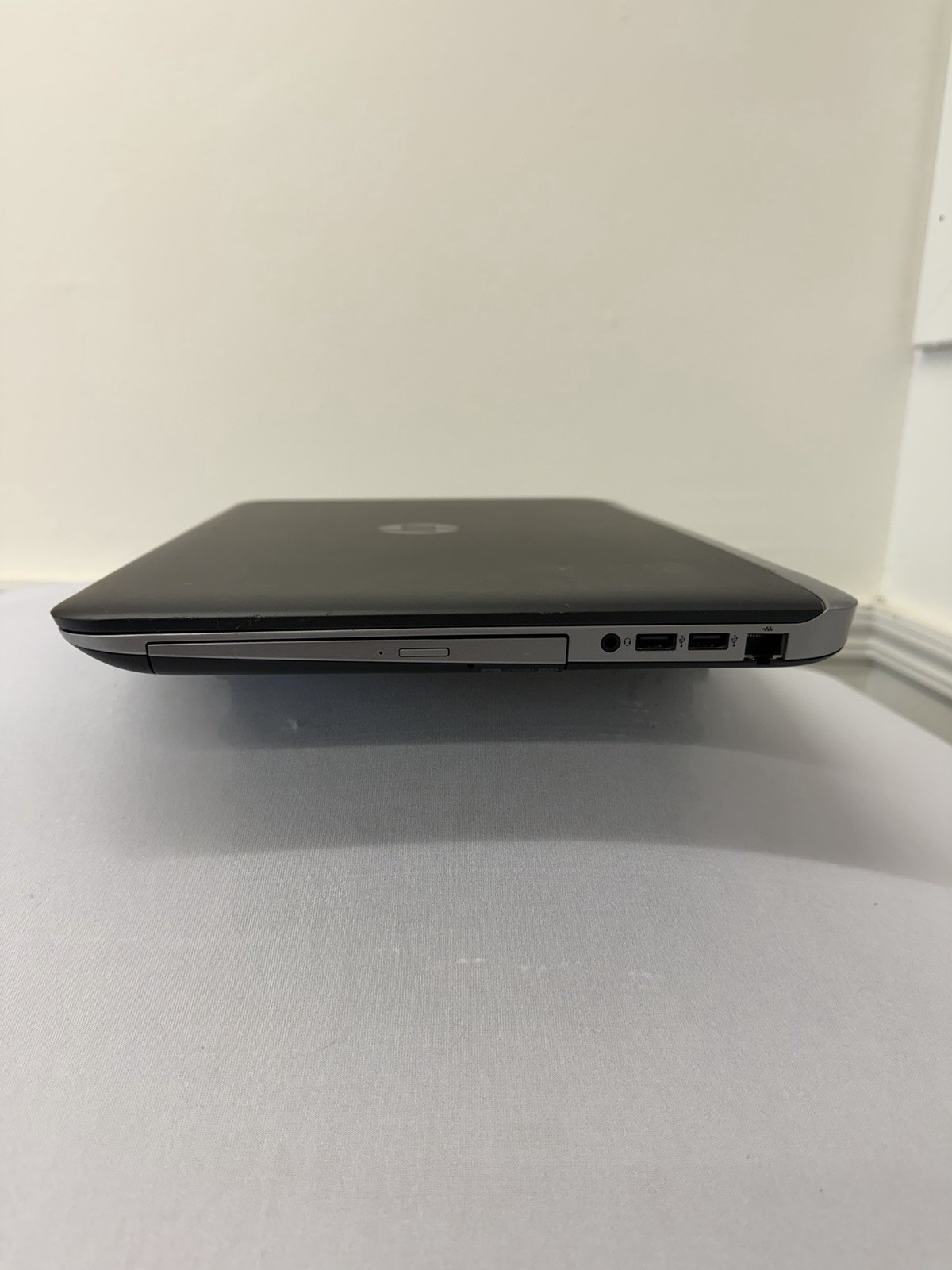 HP Probook 455 G3 Laptop – Good Screen – AMD A8-7410 – RAM 4GB – Read Desc