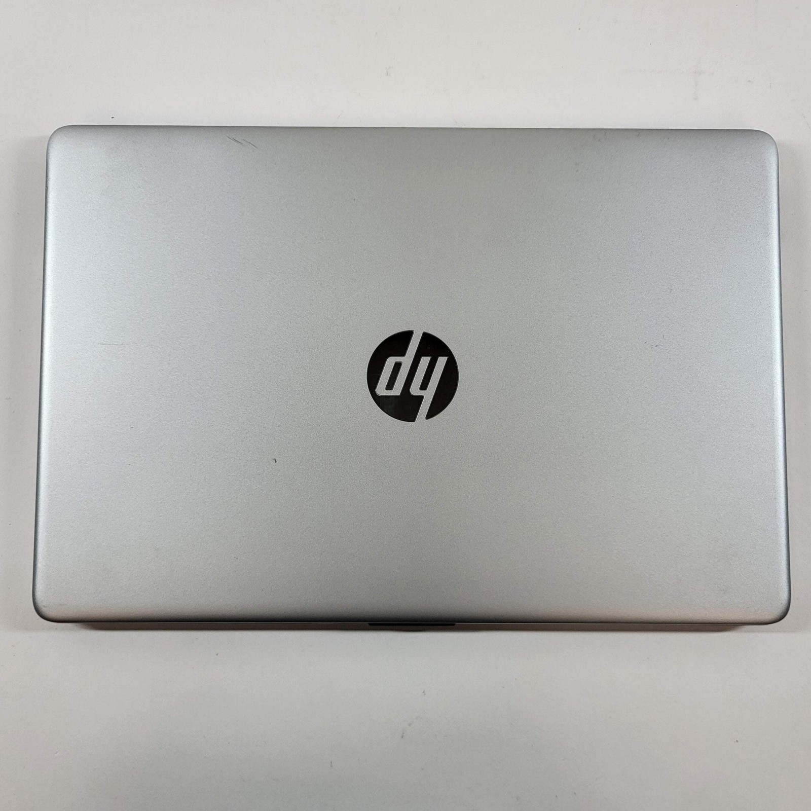 HP Laptop 15-DW1033DX 15.6″ Celeron N4020 1.1GHz 8GB RAM 128GB SSD