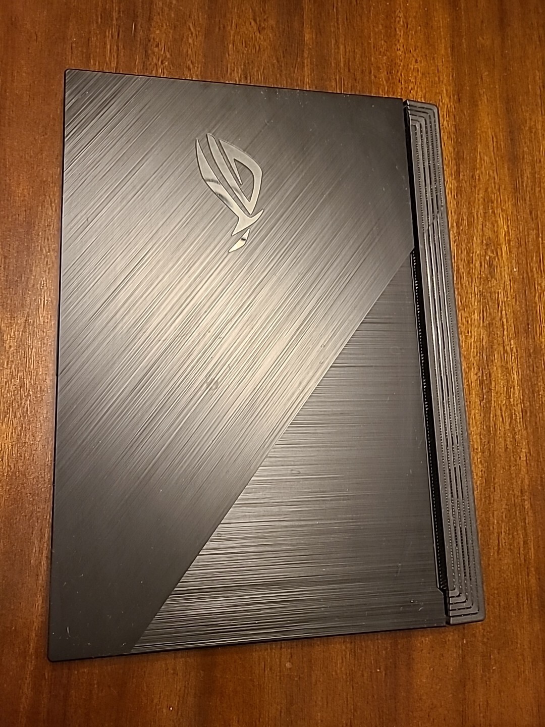 ASUS ROG Strix G G731GU 17.3″ INTEL i7-9750H NVIDIA GTX 1660 TI 2.6GHz 16GB RAM