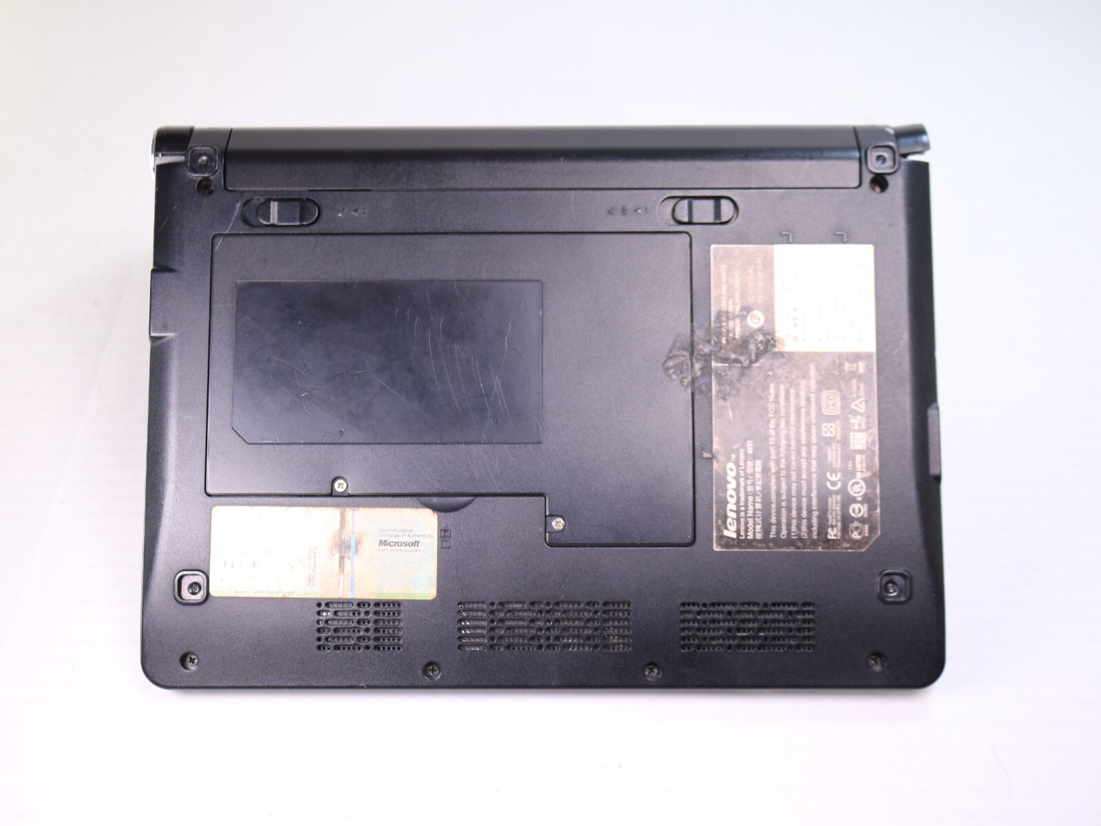 Lenovo Laptop 4231 Ideapad Laptop Netbook As Is, 512M Ram, no HHD, no AC cord. !