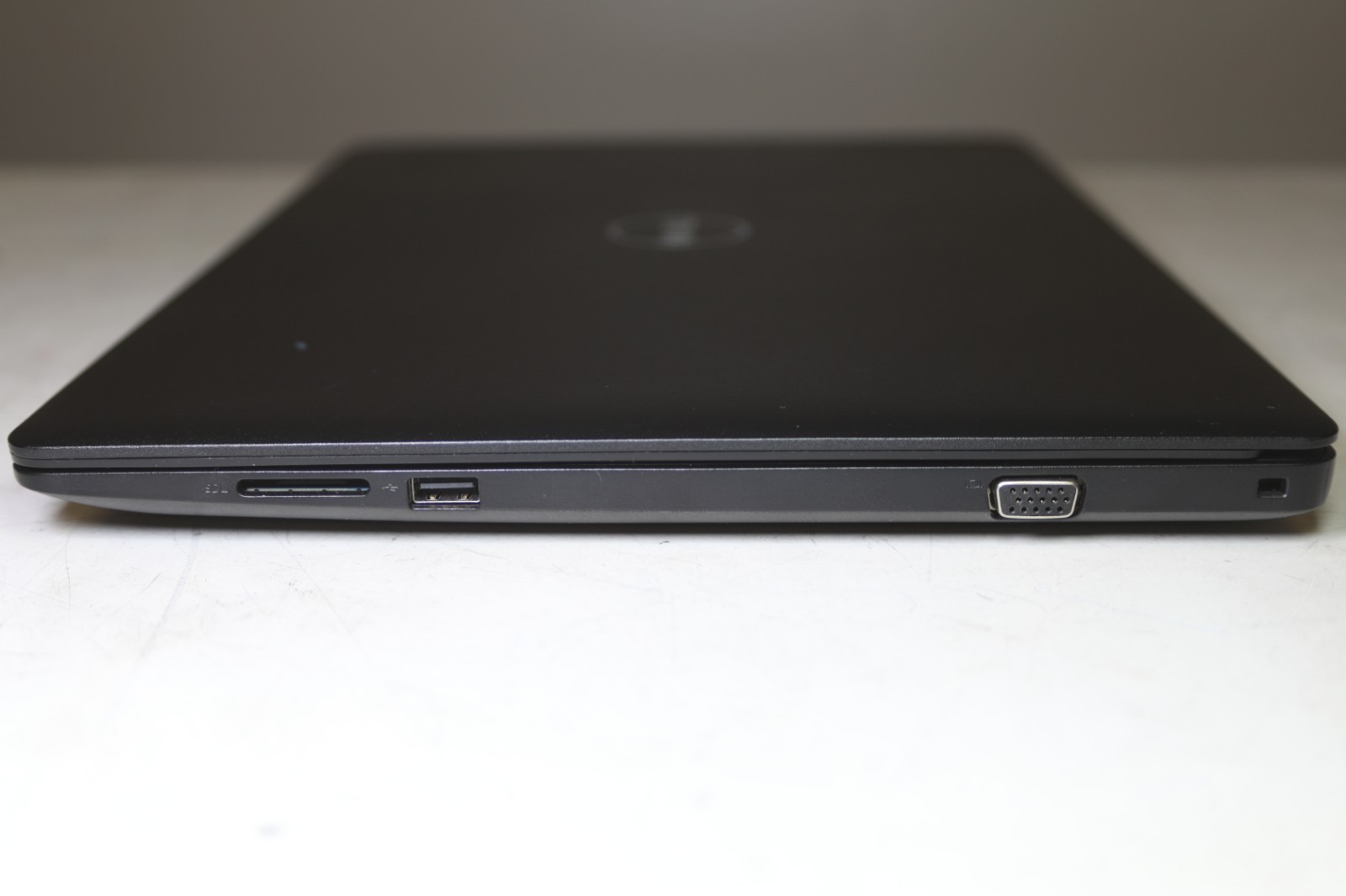 Latitude 3590 Intel(R) Core(TM) i5-8250U CPU @ 1.60GHz-8GB RAM-500GB HDD-NO OS