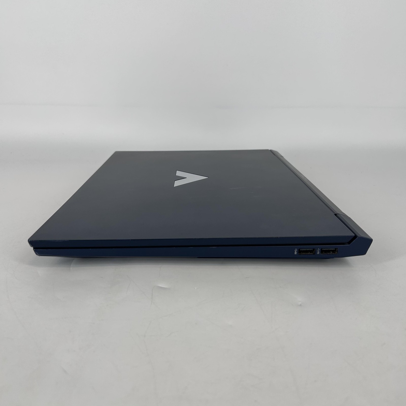 HP Victus Gaming 16.1 FHD i5-11400H 2.70GHz 16GB 256GB SSD NVIDIA RTX 3050 Good