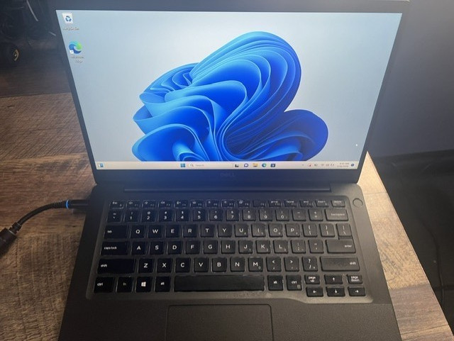 Dell Latitude 7490 i7 14″ FHD Laptop 16GB 512GB SSD Win 11 Pro