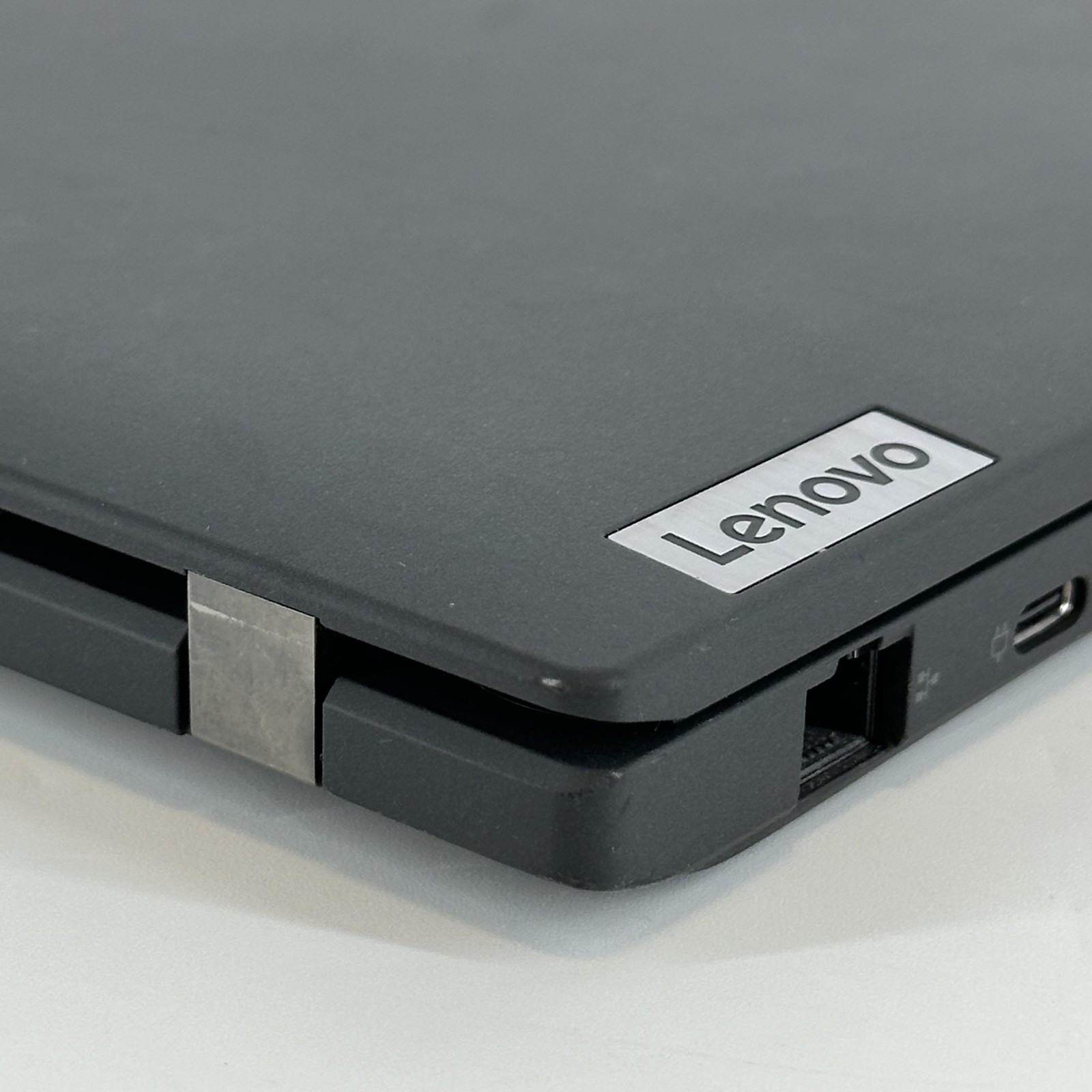 Lenovo ThinkPad T14 Gen 3 FHD+ TOUCH 2.7 GHz Ryzen 7 PRO 6850U 32GB 1TB SSD Good