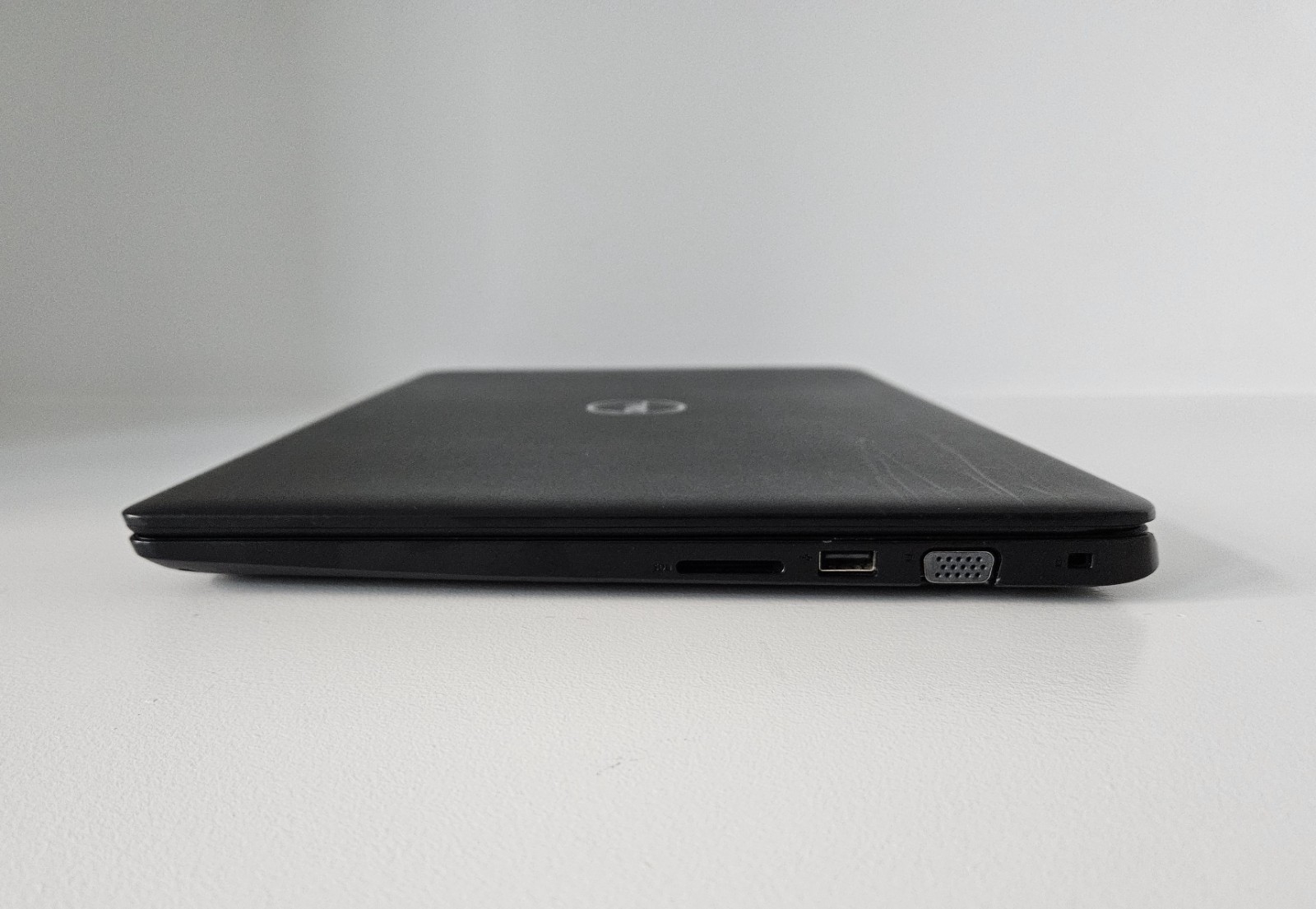 Dell Latitude 3500 Intel Quad Core i5-8265U 8GB RAM 256GB SSD Win 11 Pro