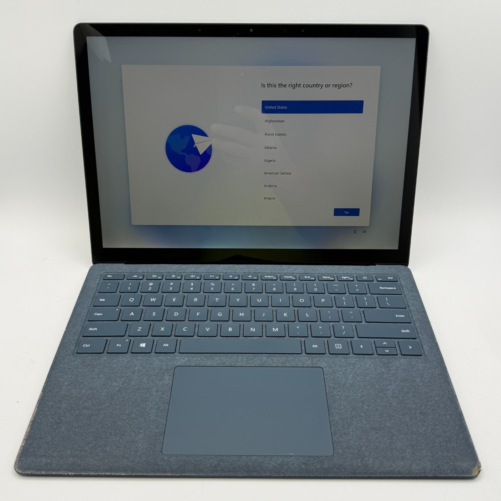 Microsoft Surface Laptop 3 1867 13.5″ i5-1035G7 8GB 128GB SSD Win11 Pro FAIR