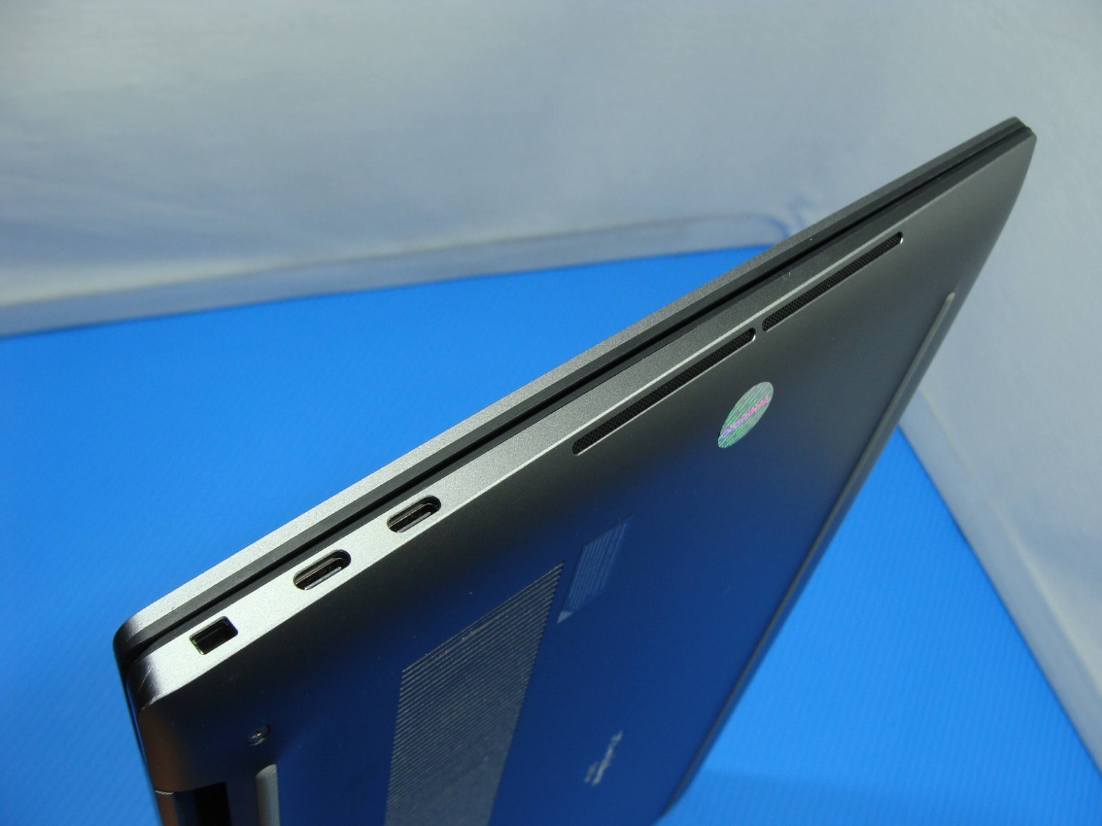 Dell Precision 5570 15.6″FHD+ i7-12800H 2.4GHz 64Gb 512GB RTX A1000 4GB Win11Pro