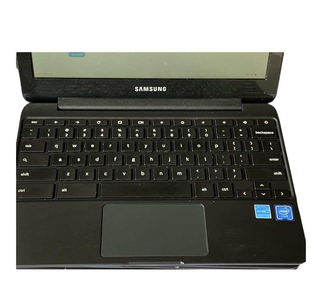 Samsung Chromebook 3 ‎XE500C13 11.6” (16GB SSD Intel Celeron N3050 1.6GHz)