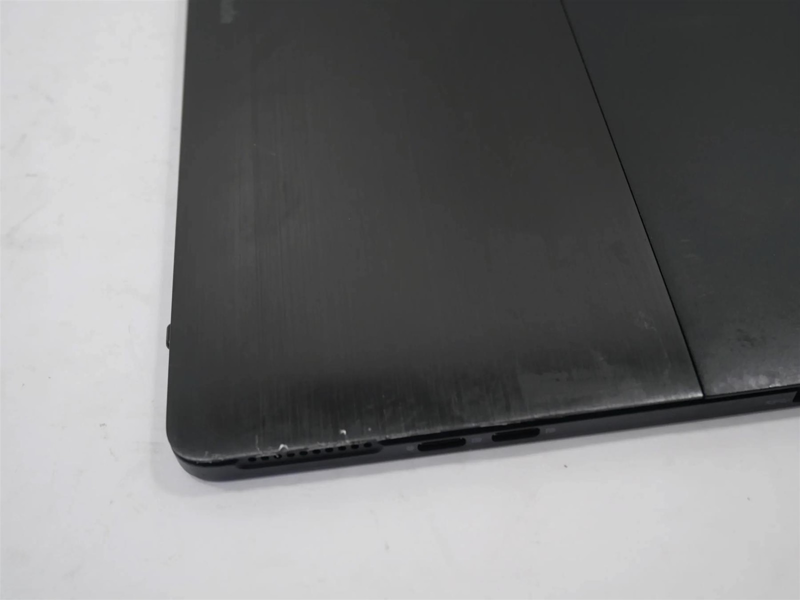 Dell Latitude 5290 2-in-1 Core i5-8350U 1.7GHz 8GB 128GB Touch Screen