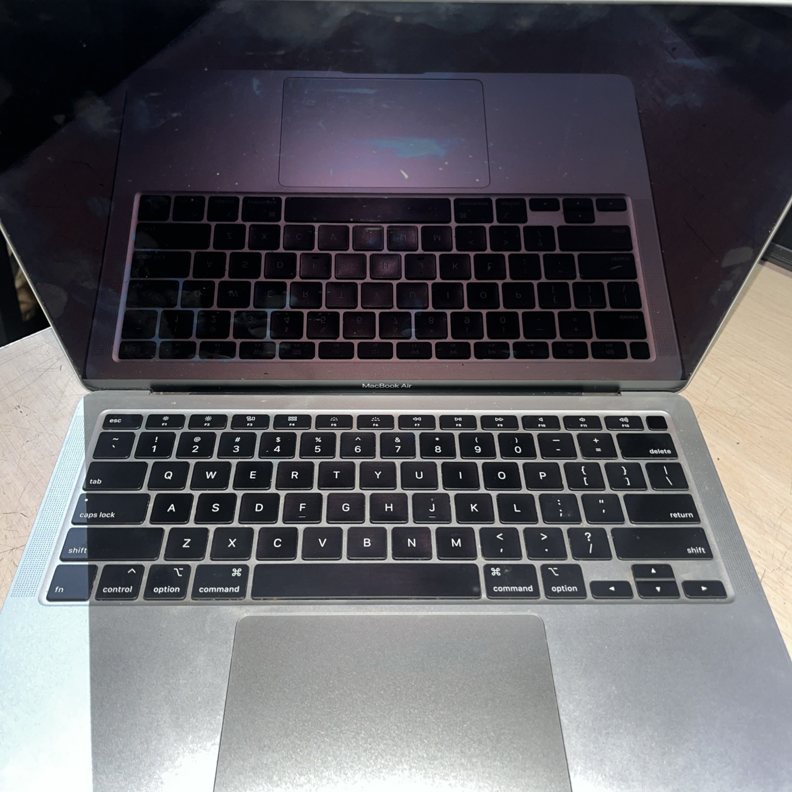 APPLE MACBOOK AIR 13″ SCISSOR, 2020 CORE I3-1000NG4 1.1GHZ 8GB RAM 256SSD