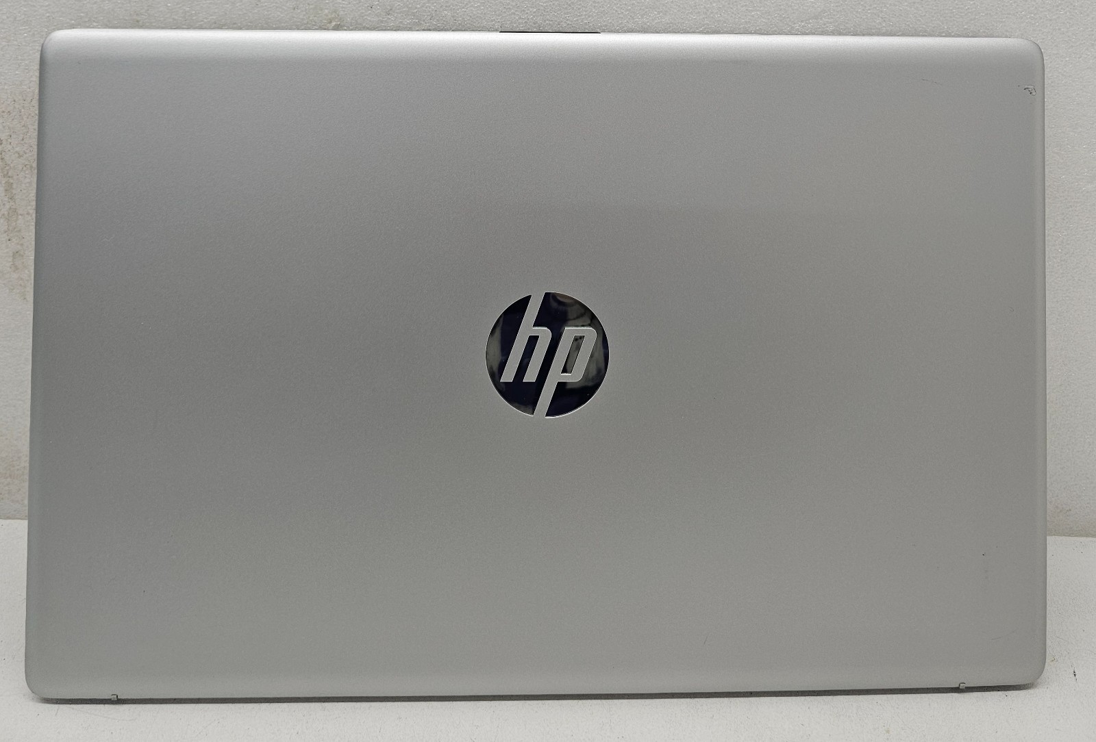 HP 17-cn0075cl 17.3″ Laptop Intel Core i7 11th Gen NO RAM/HD/OS/POWER (FL)