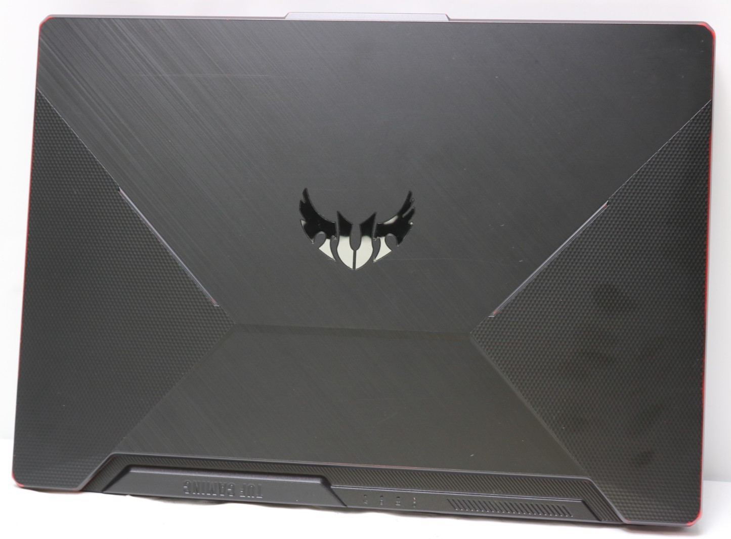 Asus TUF F15 FX506LI 15.6″ i5-10300H 2.5GHz 8GB RAM 1TB SSD GeForce GTX 1650