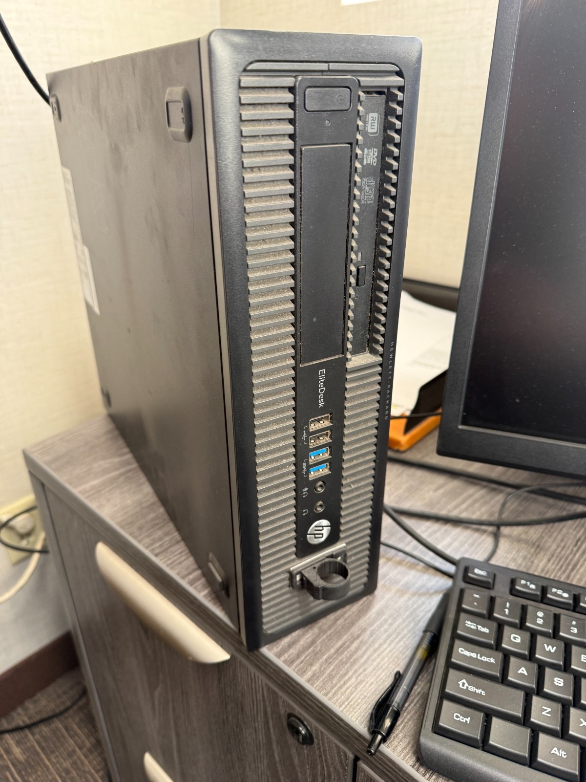 HP Elite Desktop 800 G1 16GB Ram 220 GB SSD