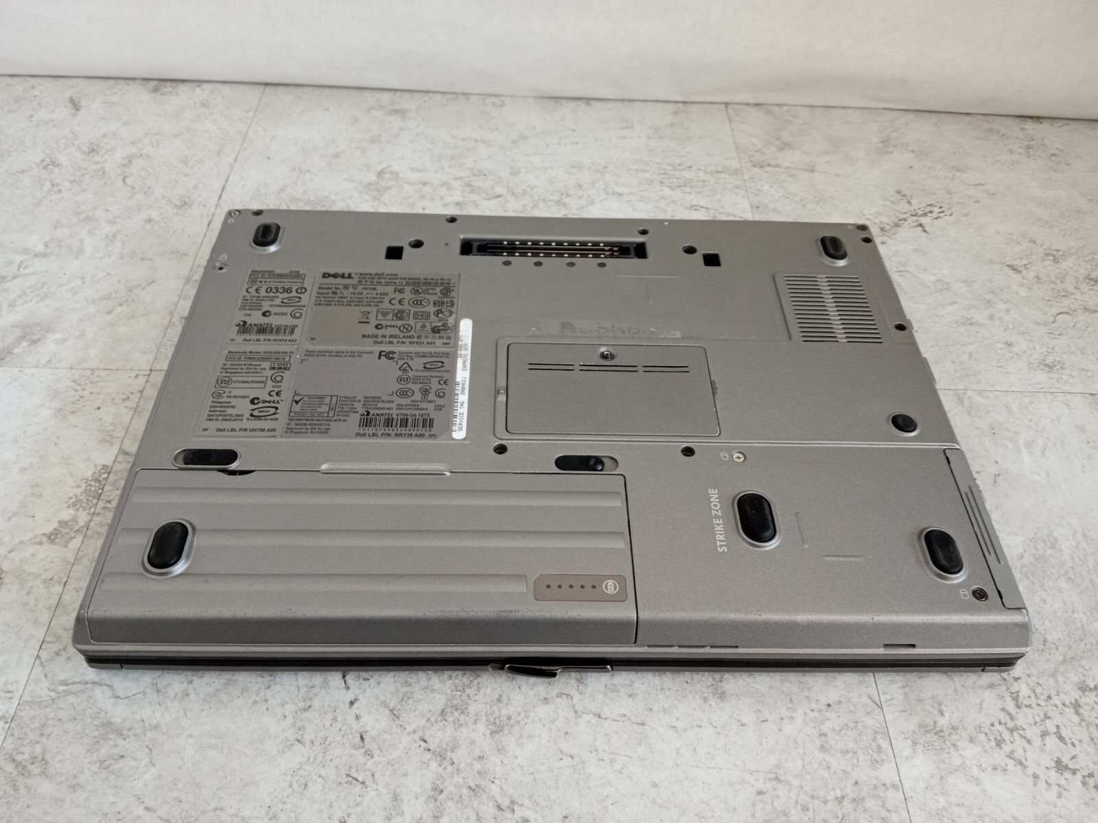 Dell D620 14″ Laptop Intel Core Duo 2GB RAM 80GB HDD XP RS232 *DIM SCREEN* -RR