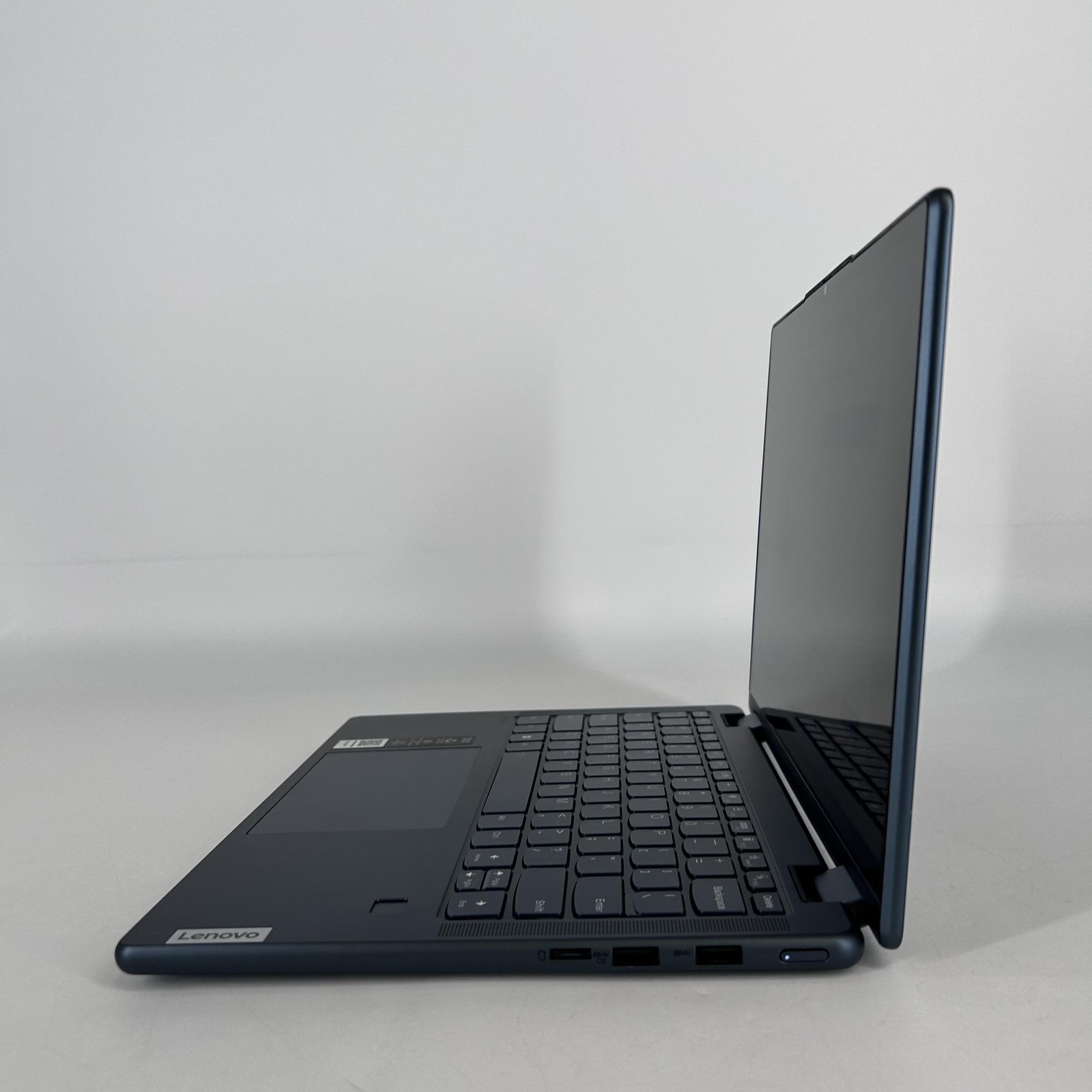 Lenovo Yoga 6 13.3 FHD+ TOUCH 2.0 GHz Ryzen 5 7530U 8GB 256GB SSD Very Good