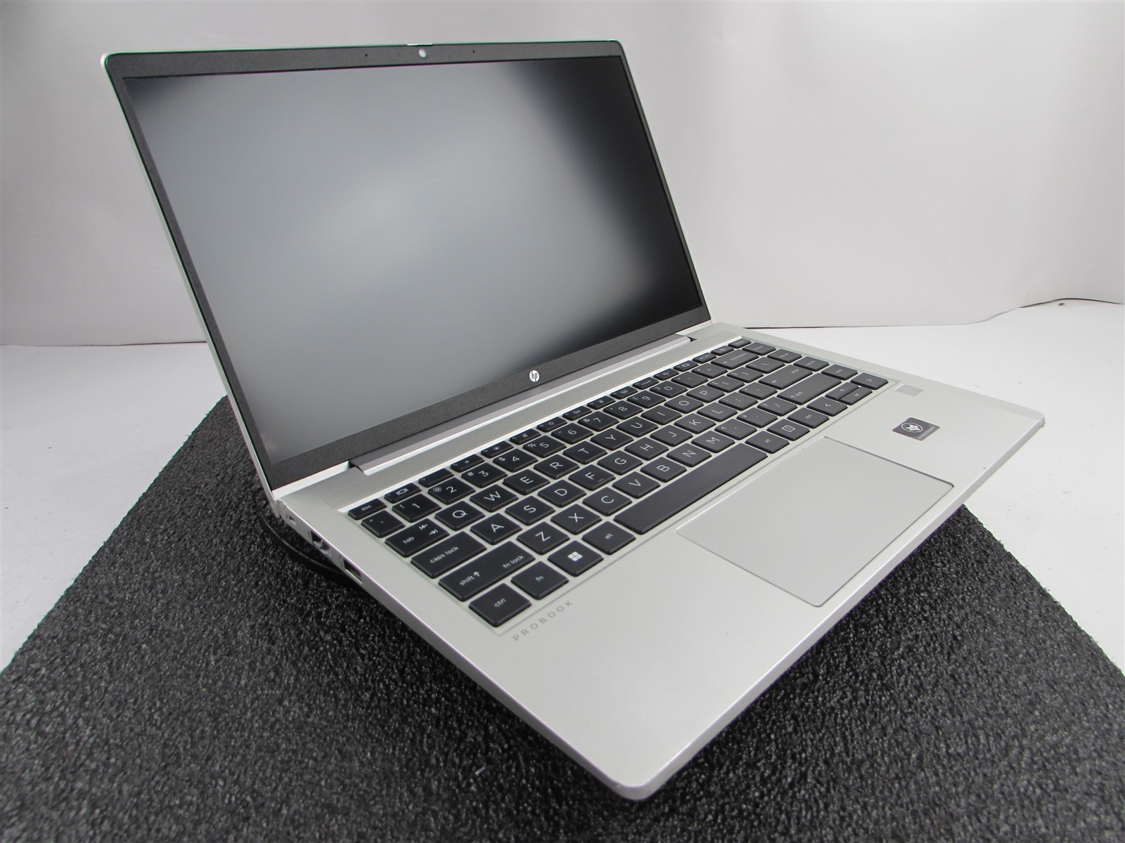 HP PROBOOK 445 (G9) FHD AMD RYZEN 5 5625U 512GB SSD 16GB RAM AMD GPU NO O.S