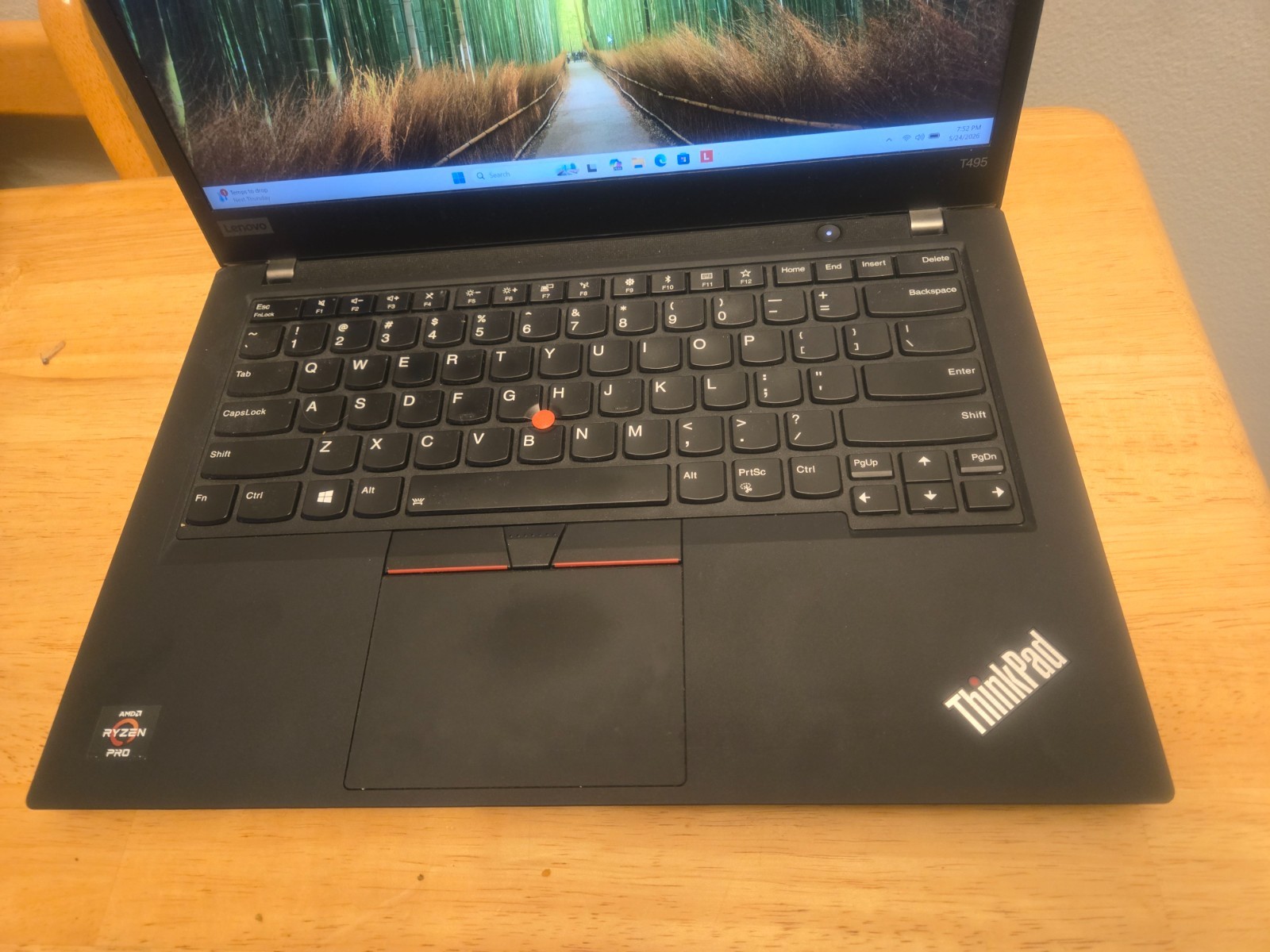 Lenovo ThinkPad Touch AMD Ryzen 7 Pro 16GB 512Gb Mvn2***full Batt