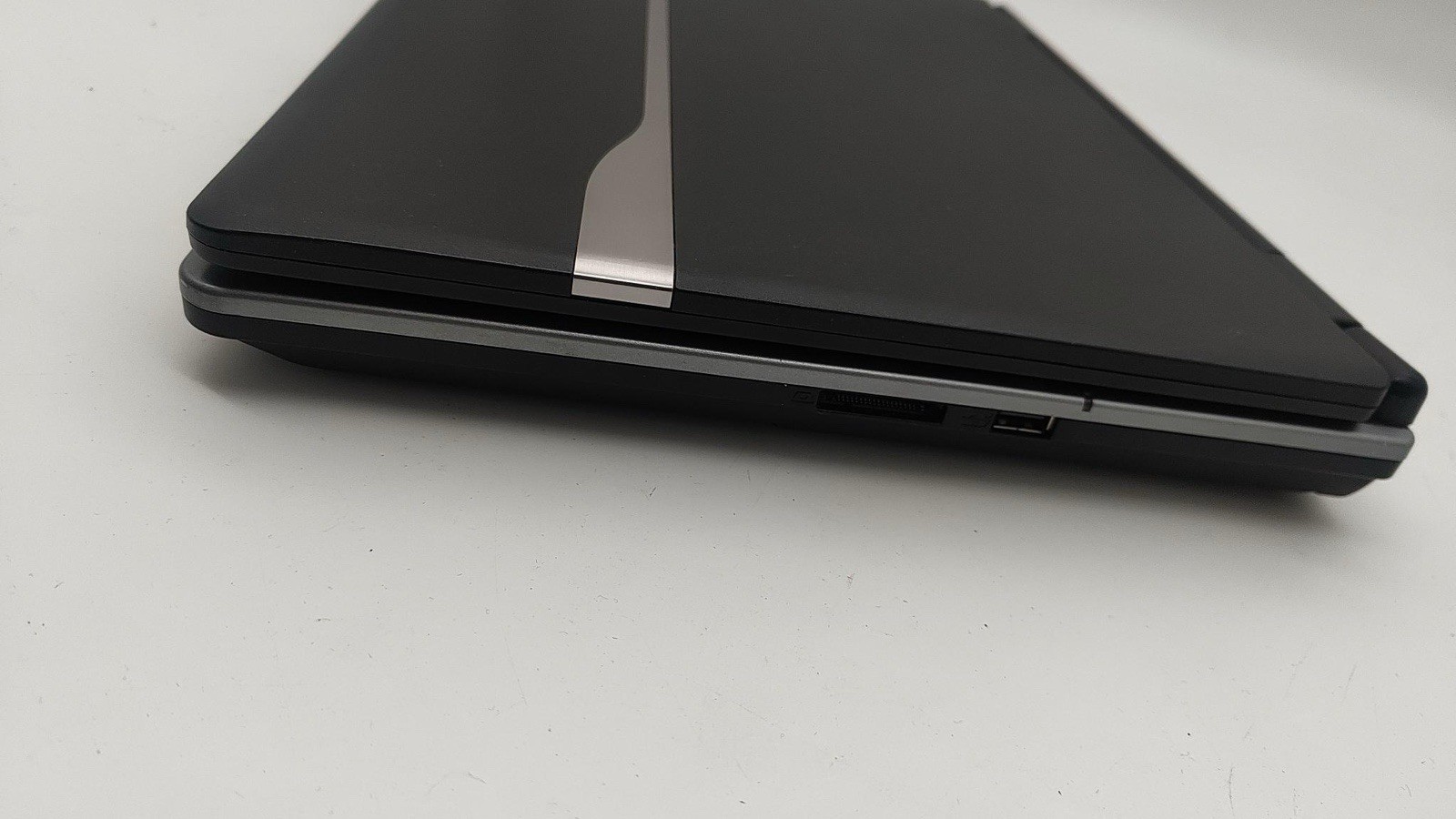 Fujitsu Siemens AMILO Xi 2428 Laptop