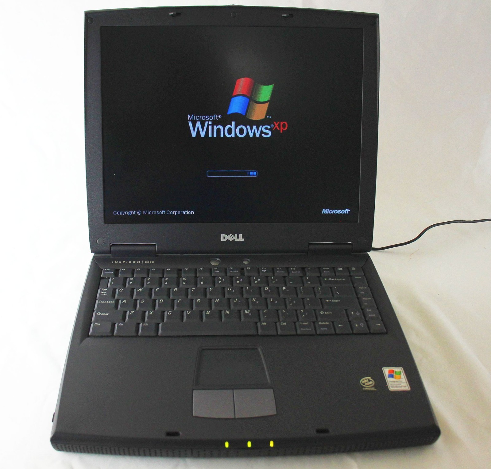 VTG DELL INSPIRON 2600 ~ Celeron/ 14″/512MB RAM/20GB HD/WIN XP ~ TECH SERVICED