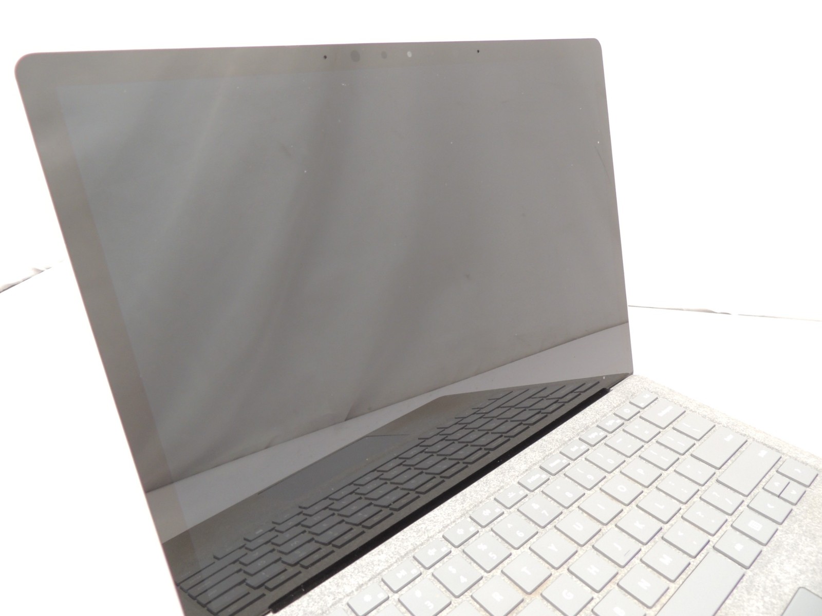 Microsoft Surface Laptop 1st Gen 1769 i5 7300U 8GB 128GB Windows 10 Pro Laptop