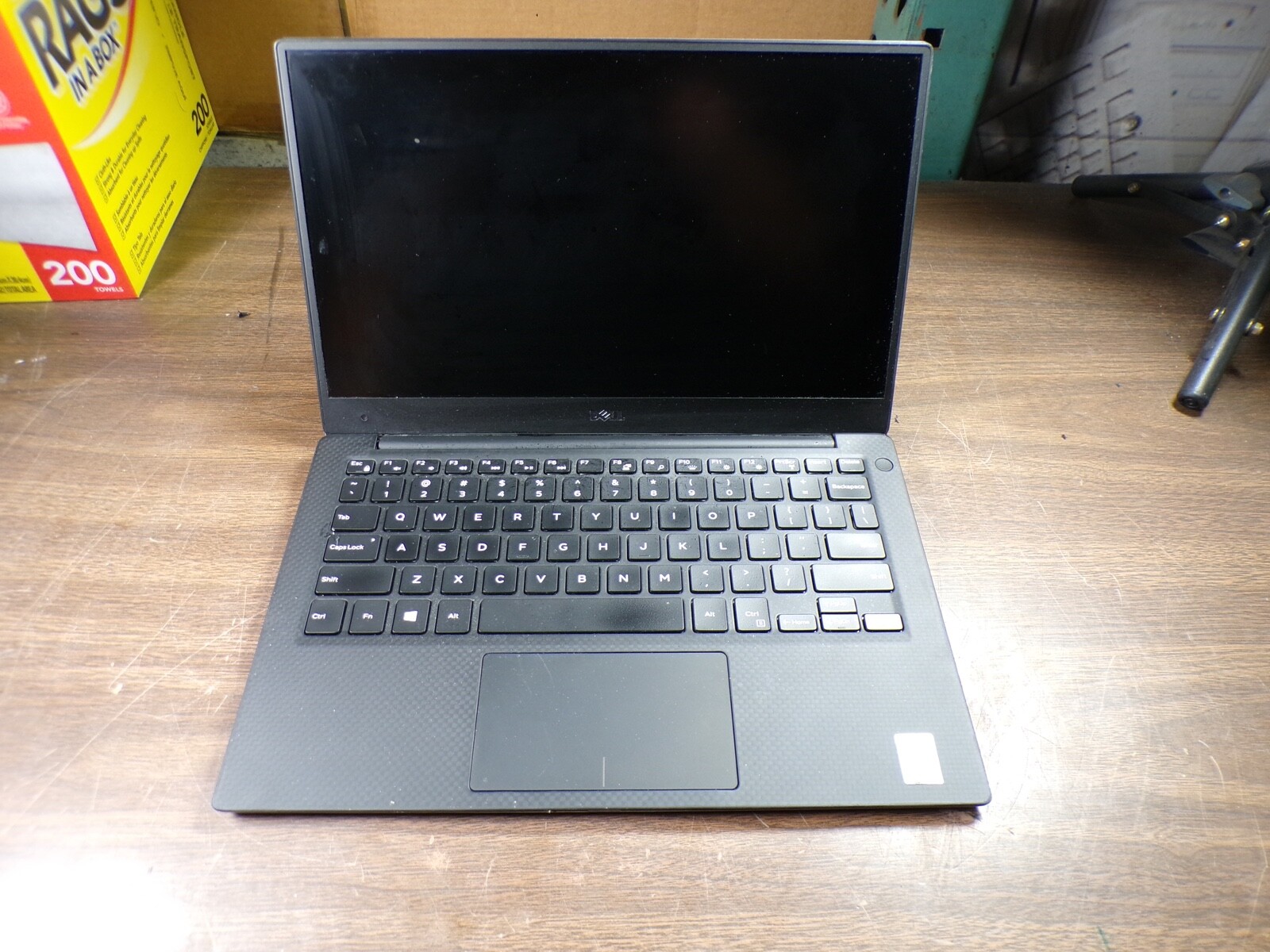 DELL XPS 13 9343 intel core i5-5200 2.20GHZ 4GB RAM **NO HD/ NO CADDIE/ NO OS