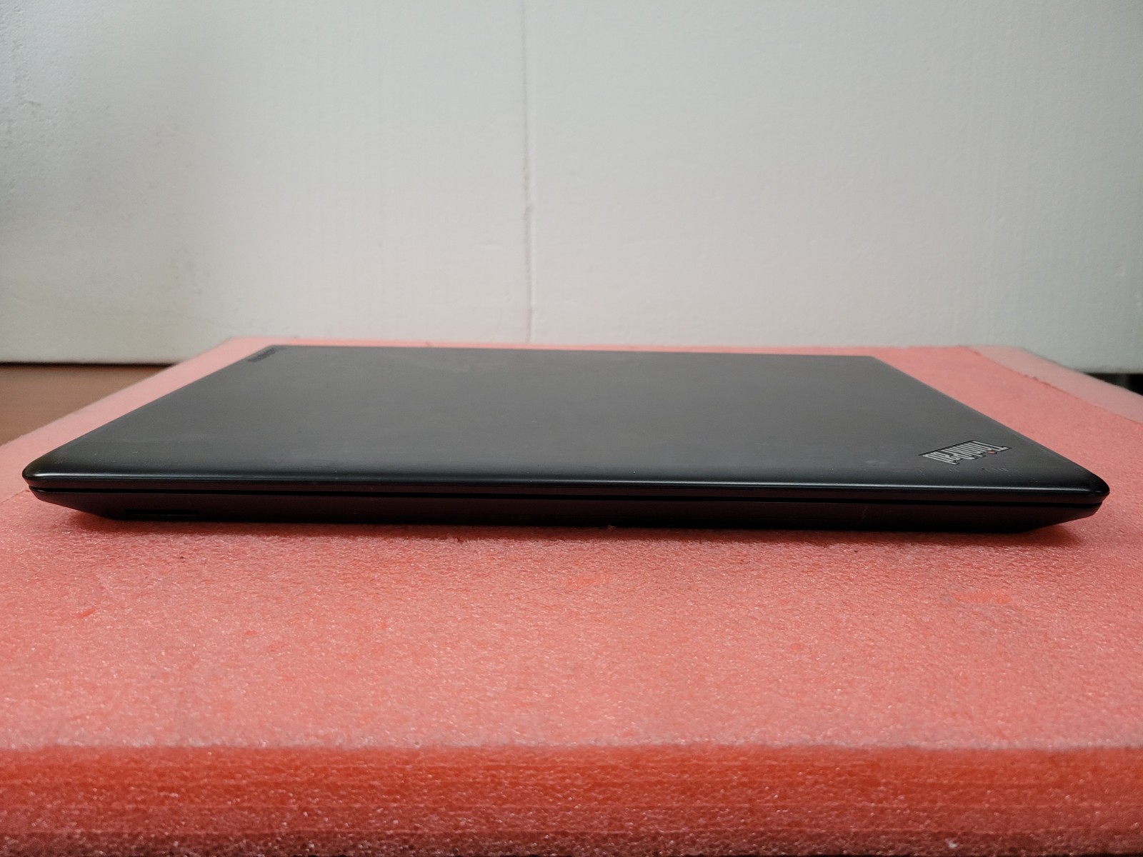 Lenovo ThinkPad E570 i5-7200U 4GB RAM *AS IS/No HDD/No OS/No Battery* | LP456