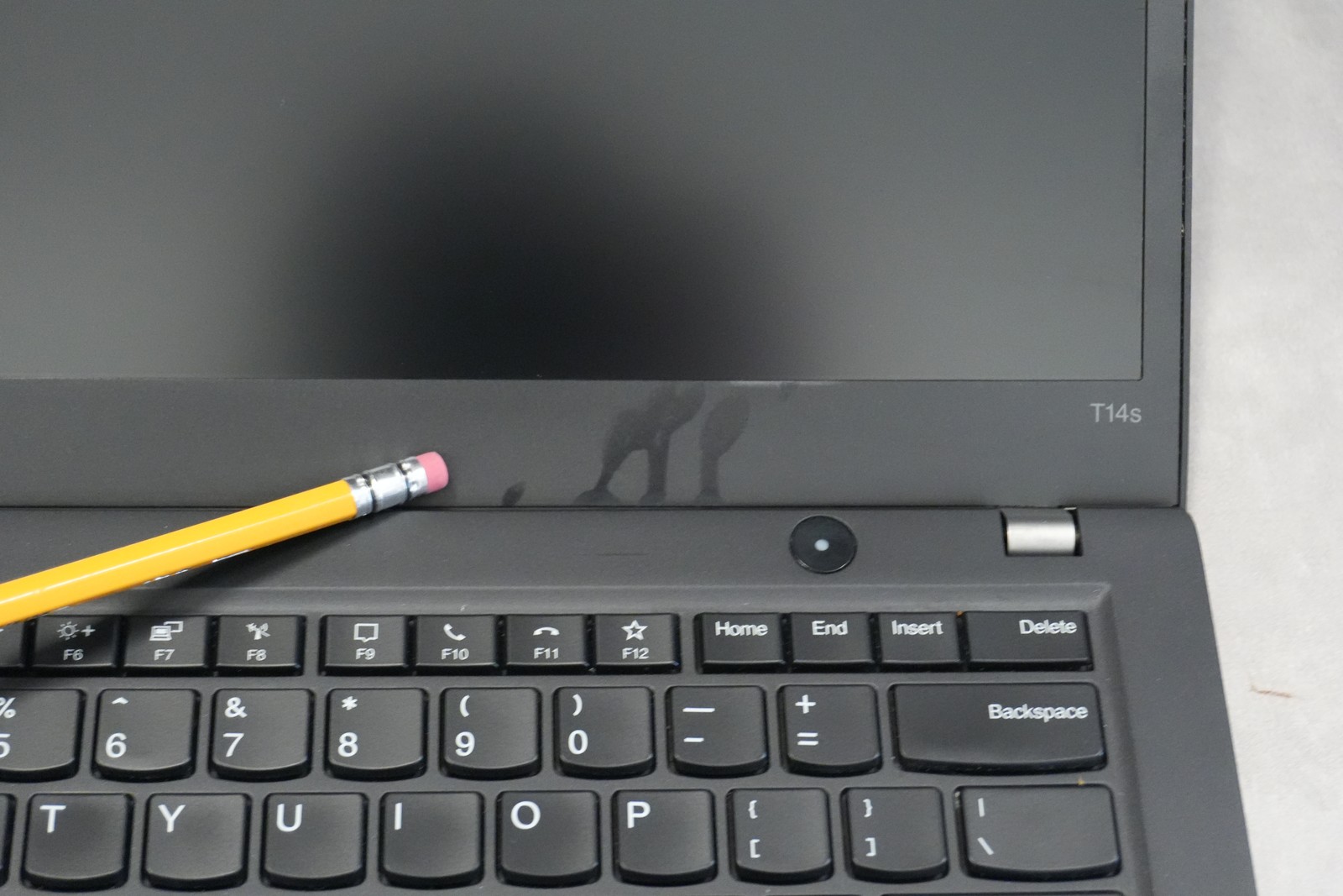 Lenovo ThinkPad T14s Gen 1 i5-10210U 8GB 256GB NVMe Win11 Pro 14in Laptop