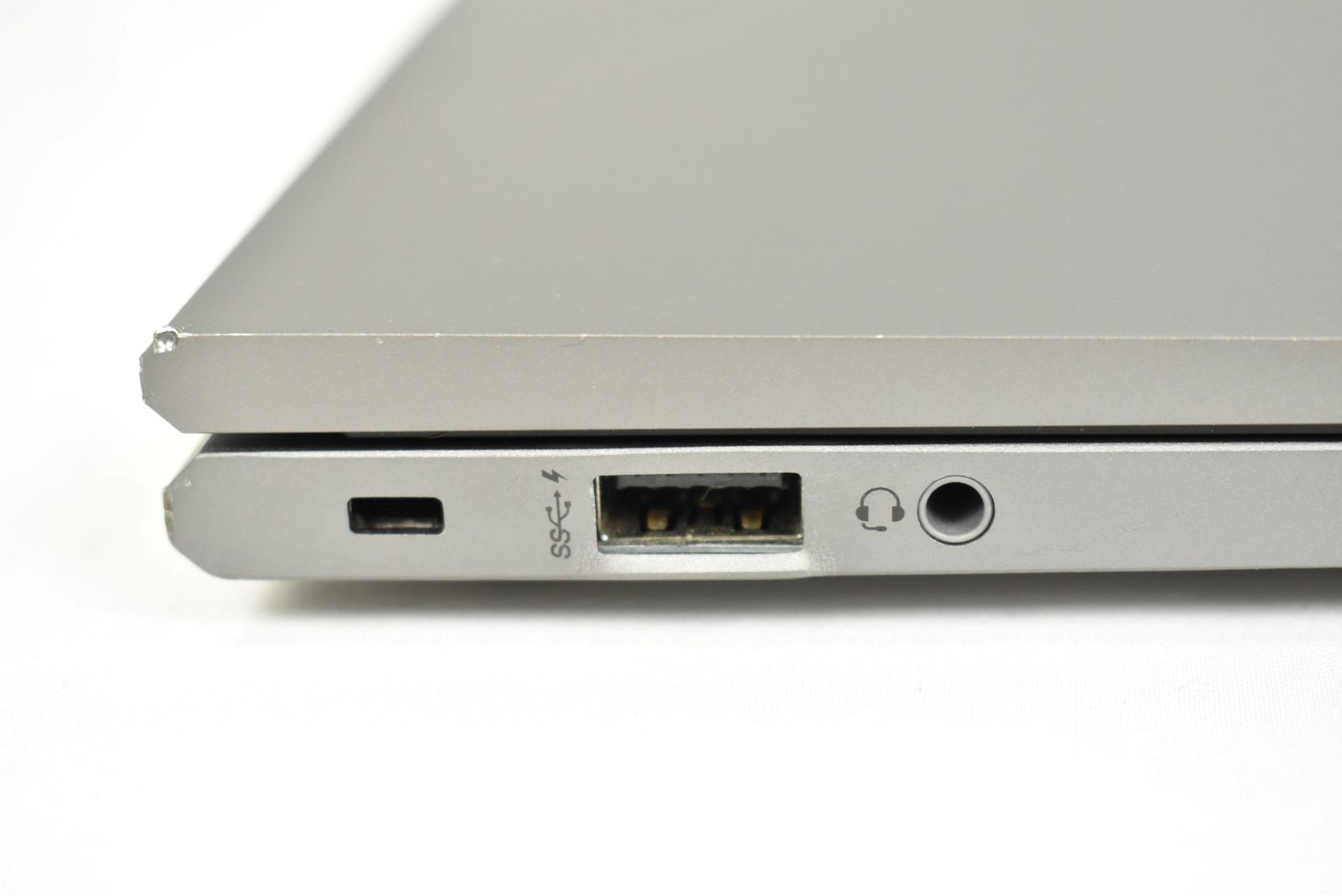 HP Z Book Firefly 15 G7 i5-10210U 1.6GHz 16GB 256GB SSD 15.6″ No OS *See Detail*